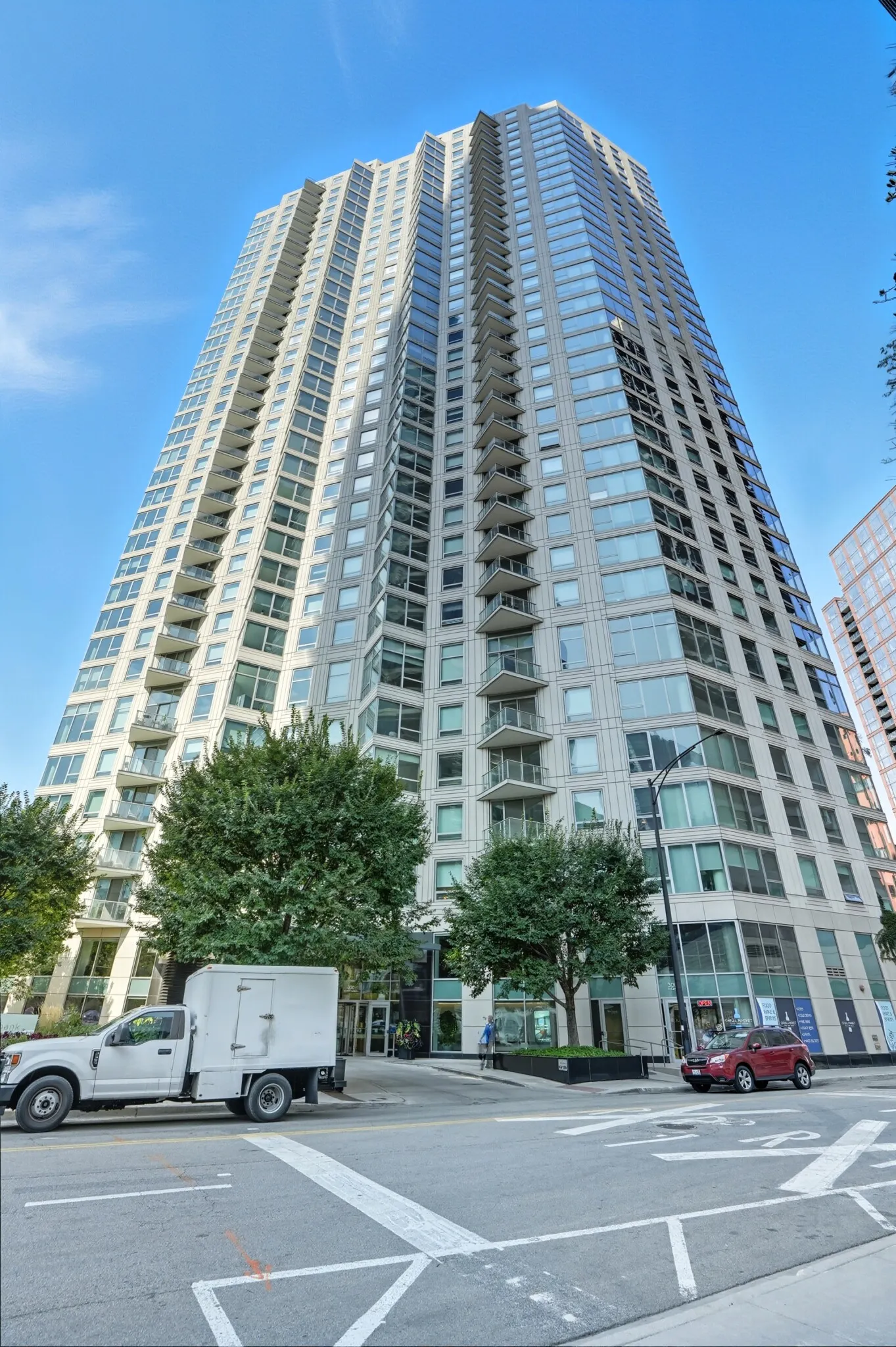 Left Bank, 300 N Canal St, ,  60606, USA 60606-unit#CONVERTIBLE-Chicago-IL