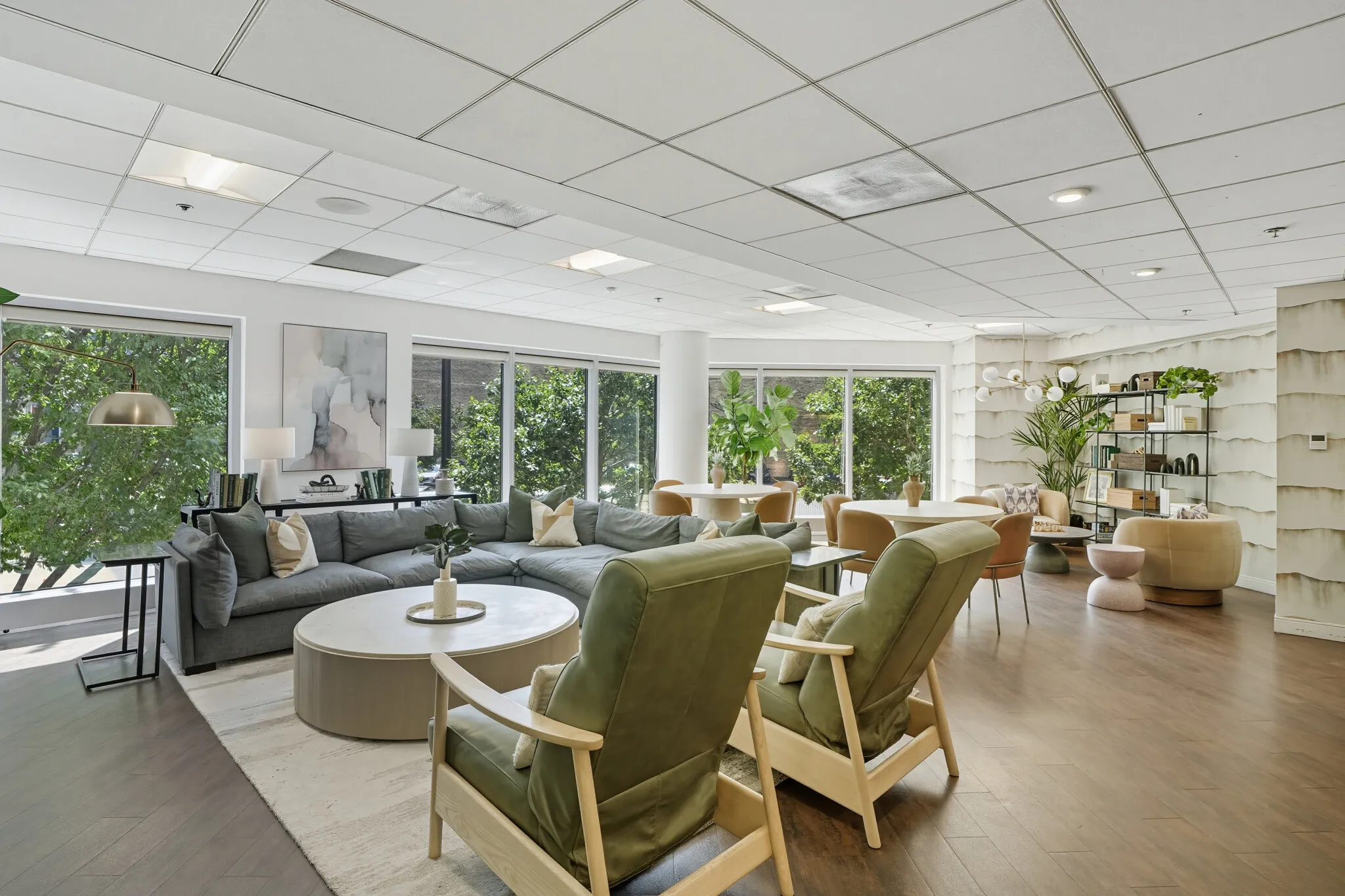 Left Bank, 300 N Canal St, ,  60606, USA 60606-unit#CONVERTIBLE-Chicago-IL