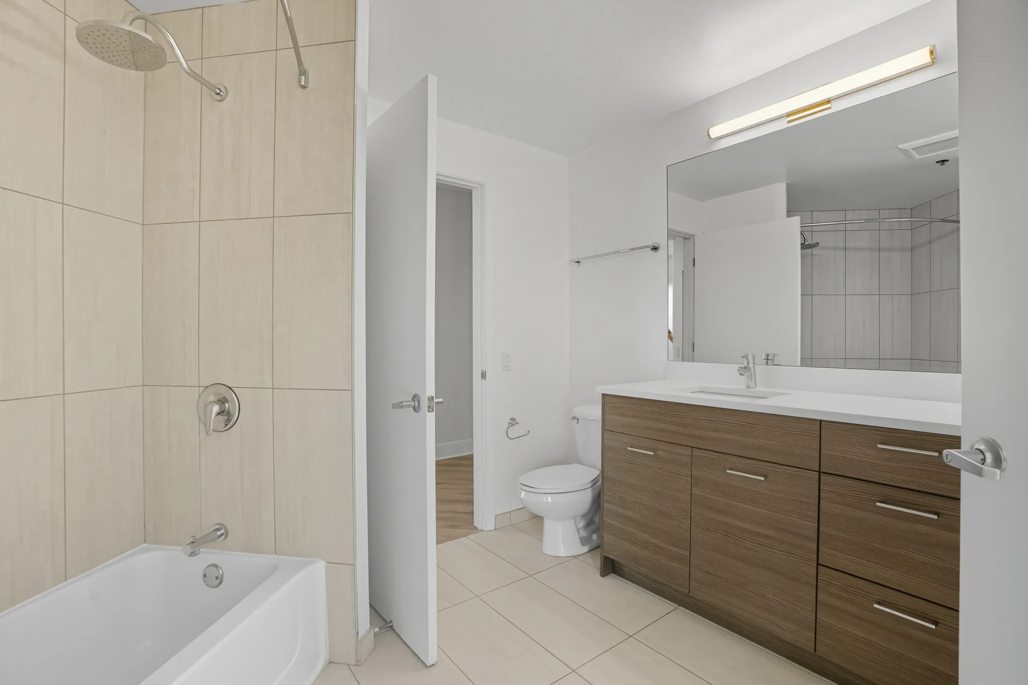 Left Bank, 300 N Canal St, ,  60606, USA 60606-unit#2/2-Chicago-IL