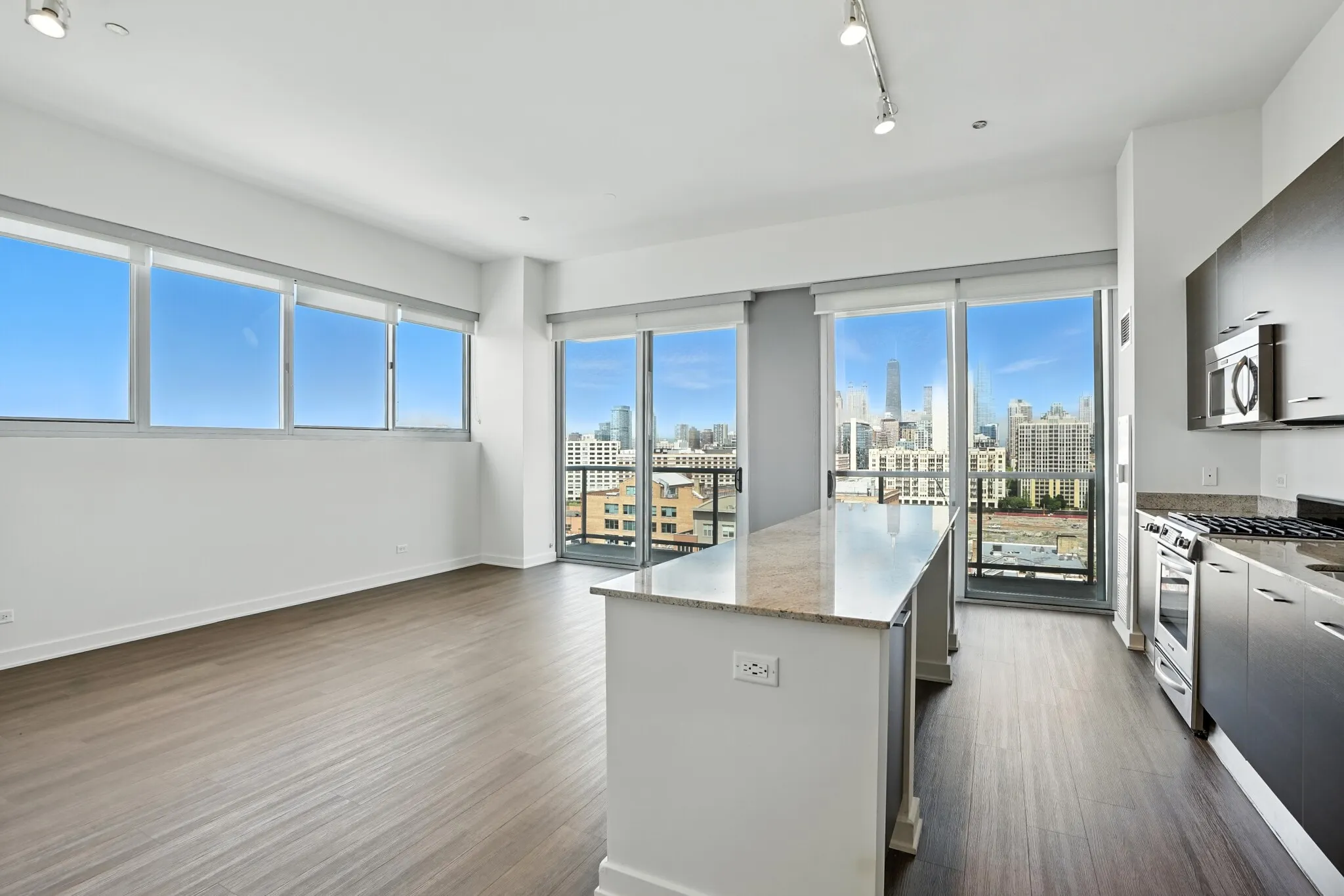 910 W Huron St, , 60642, USA 60642-unit#2/1-Chicago-IL