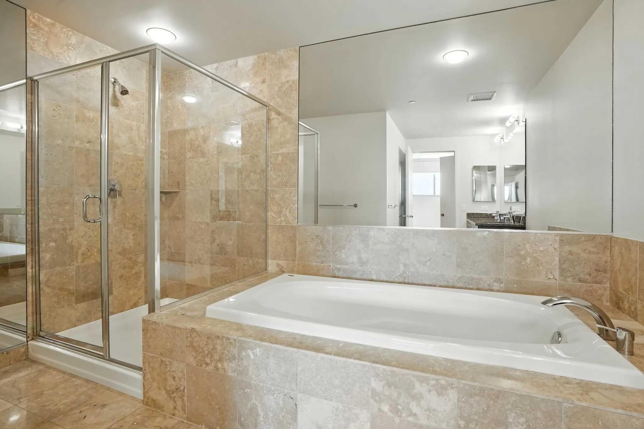 910 W Huron St, ,  60642, USA 60642-unit#2/2-Chicago-IL