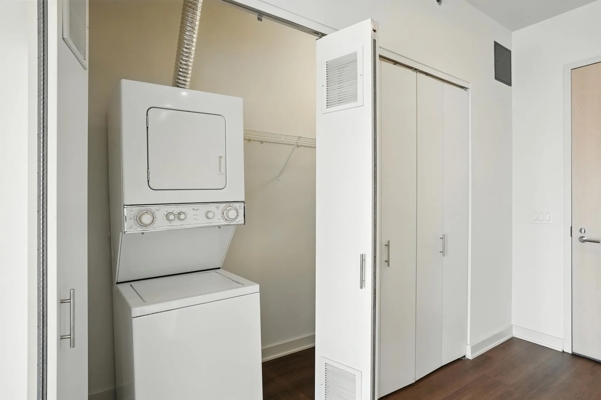 910 W Huron St, ,  60642, USA 60642-unit#2/2-Chicago-IL