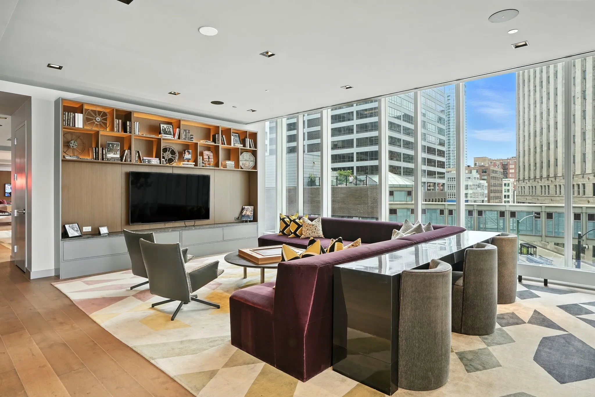 313 W Wolf Point Plaza, ,  60654, USA 60654-unit#3/3-Chicago-IL