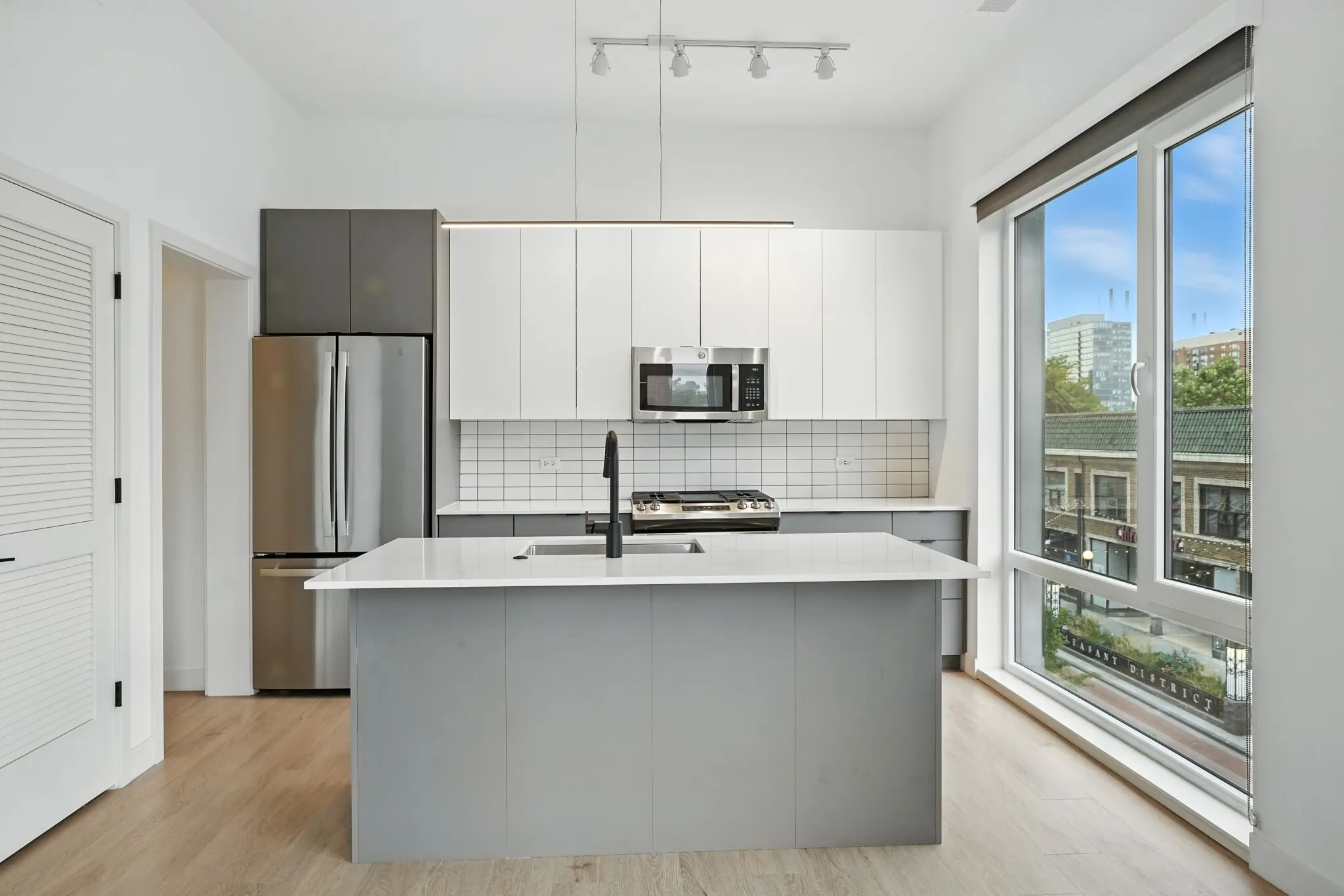1105 Pleasant St, ,  60302, USA 60302-unit#3/2-Oak Park-IL
