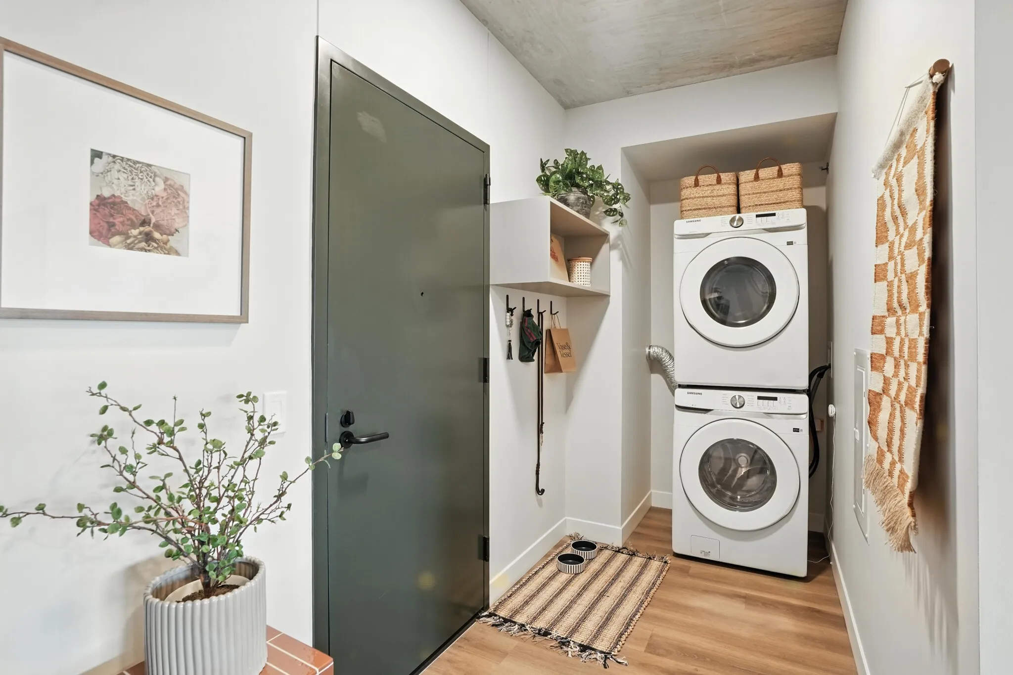 1114 W Carroll Ave, , 60607, USA 60607-unit#1/1 + DEN-Chicago-IL