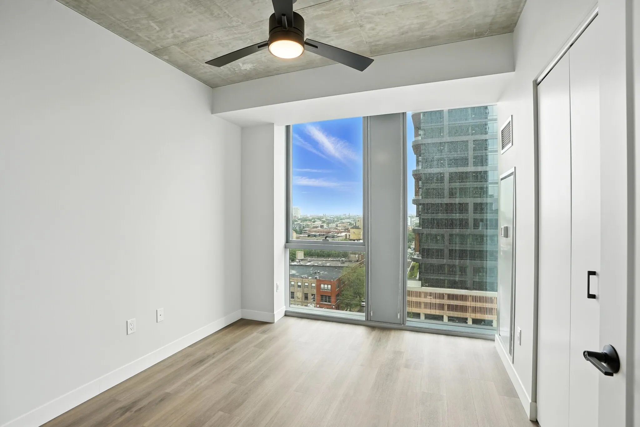1114 W Carroll Ave, ,  60607, USA 60607-unit#3/2-Chicago-IL