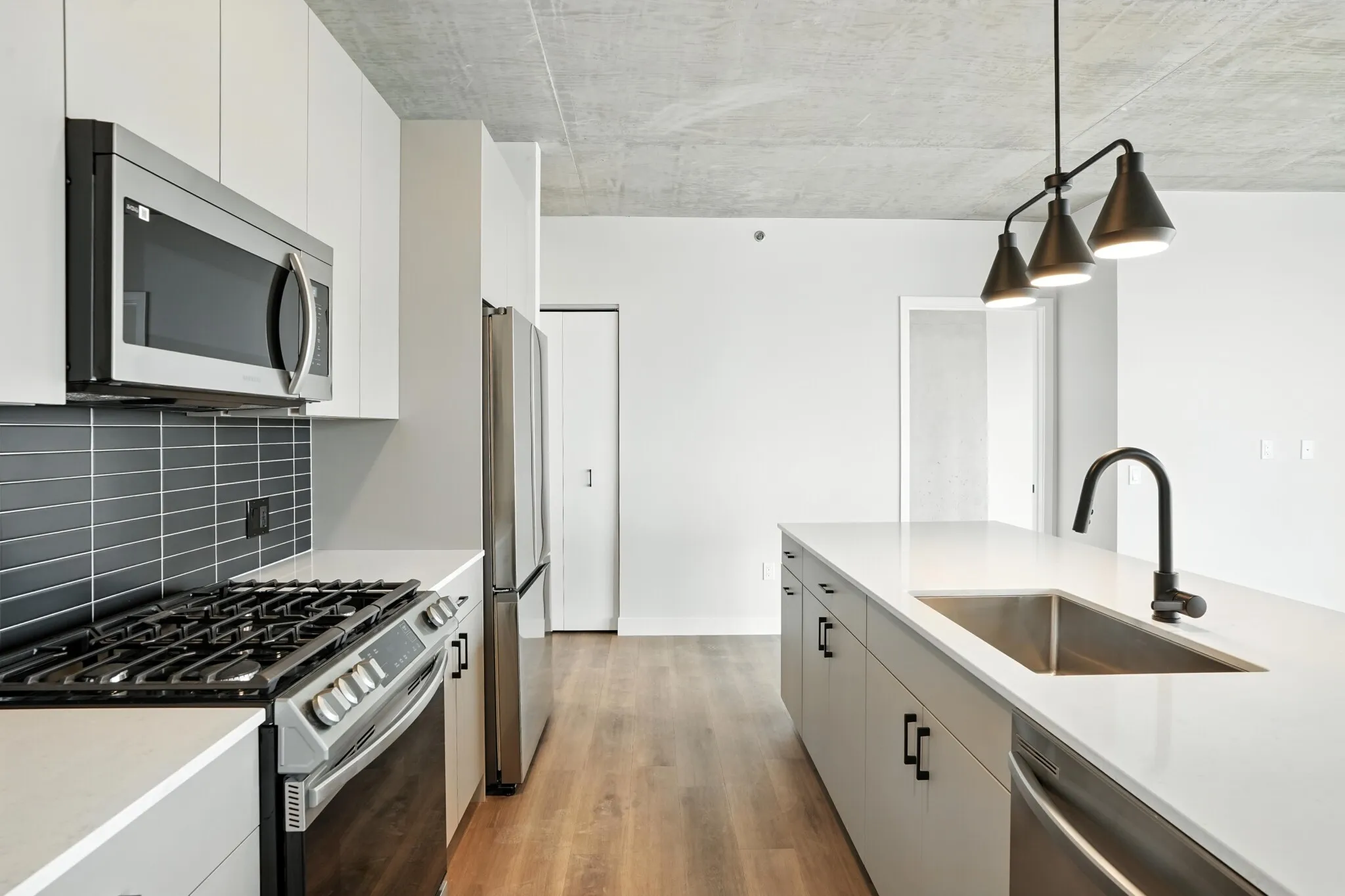 1114 W Carroll Ave, ,  60607, USA 60607-unit#3/2-Chicago-IL