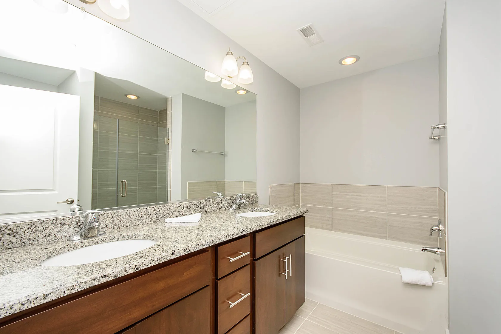 1342 W Randolph St, ,  60607, USA 60607-unit#5C-Chicago-IL