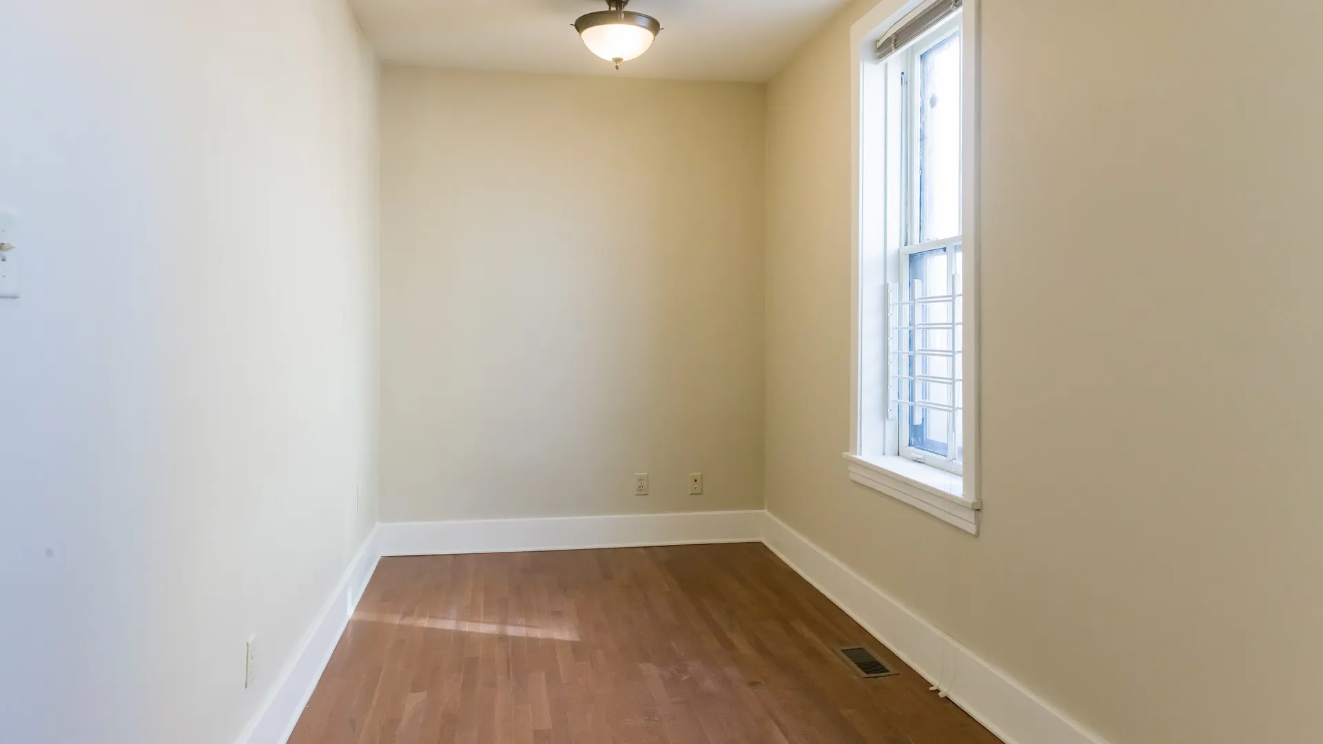 1942 N Hermitage Ave, ,  60622, USA 60622-unit#A-Chicago-IL