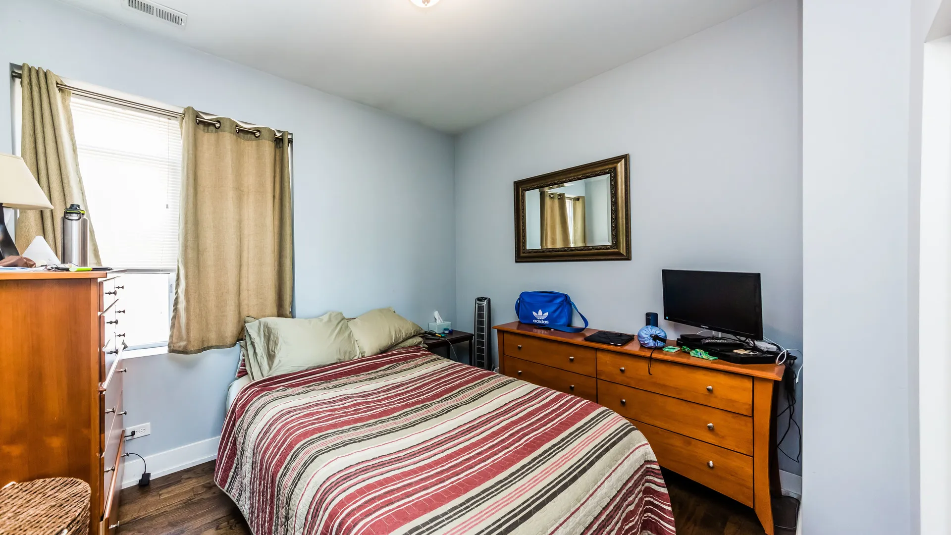 2643 N Washtenaw Ave, ,  60647, USA 60647-unit#2M-Chicago-IL