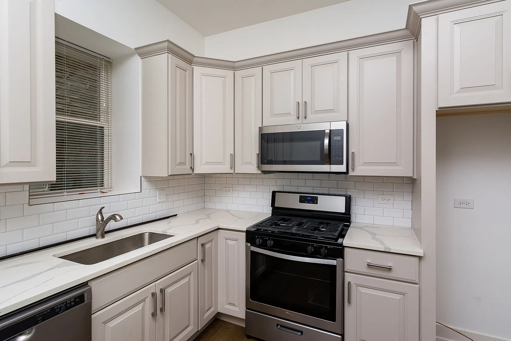 449 N Carpenter St, ,  60642, USA 60642-unit#2R-Chicago-IL