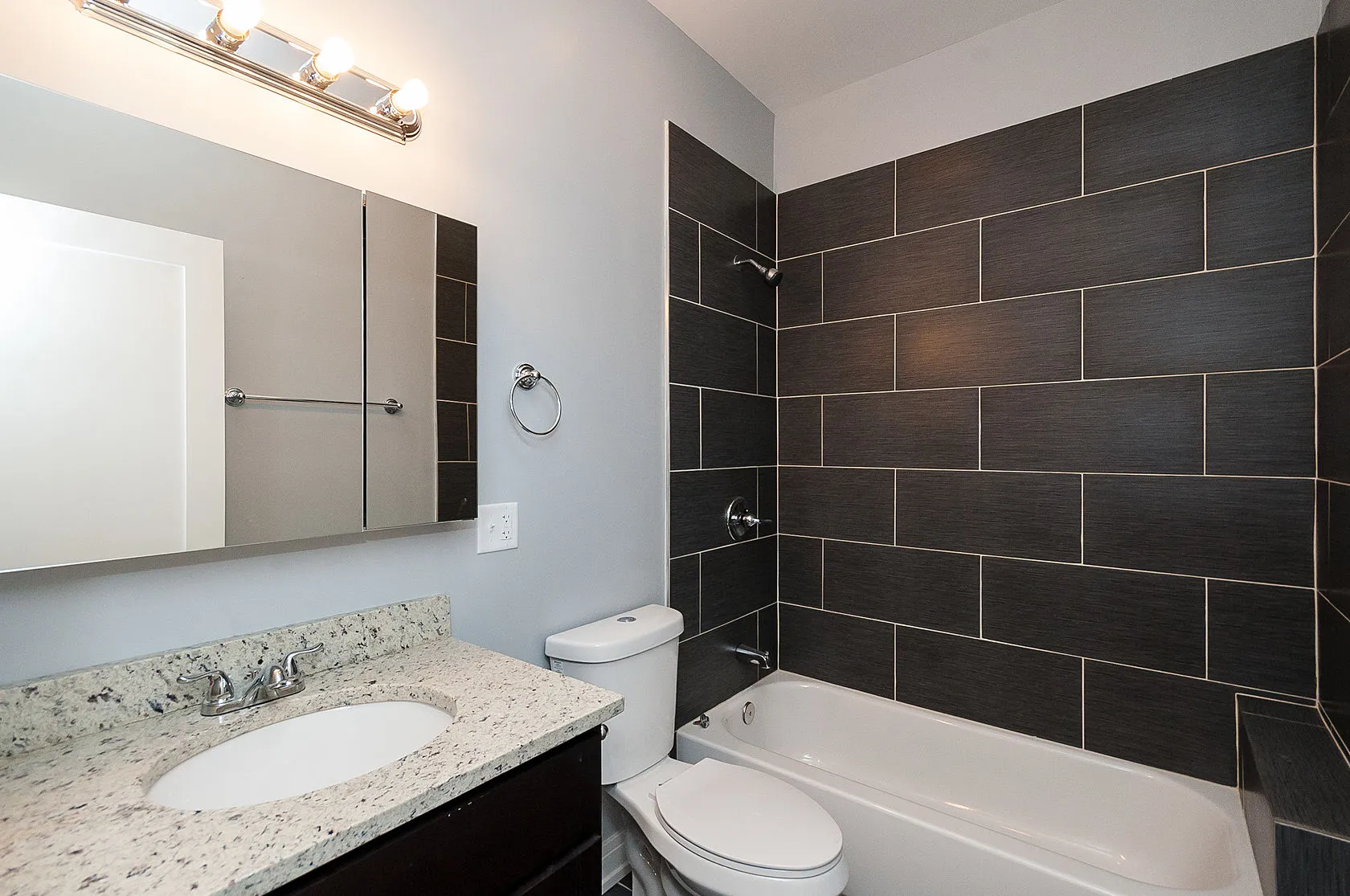2225 W Rice St, ,  60622, USA 60622-unit#2F-Chicago-IL