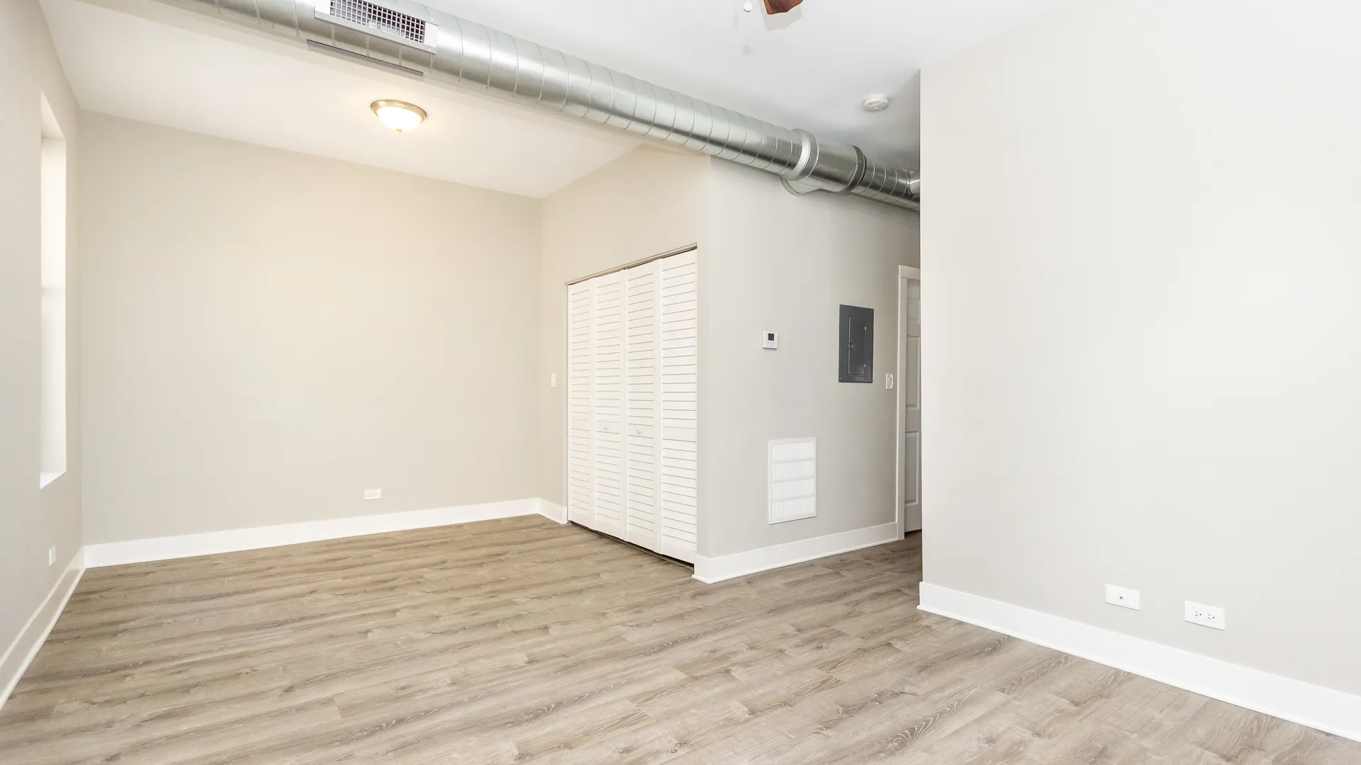 1923 W Schiller St, ,  60622, USA 60622-unit#3R-Chicago-IL