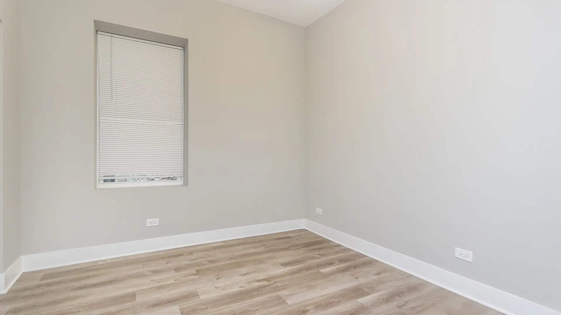 1055 N Wolcott Ave, ,  60622, USA 60622-unit#1F-Chicago-IL