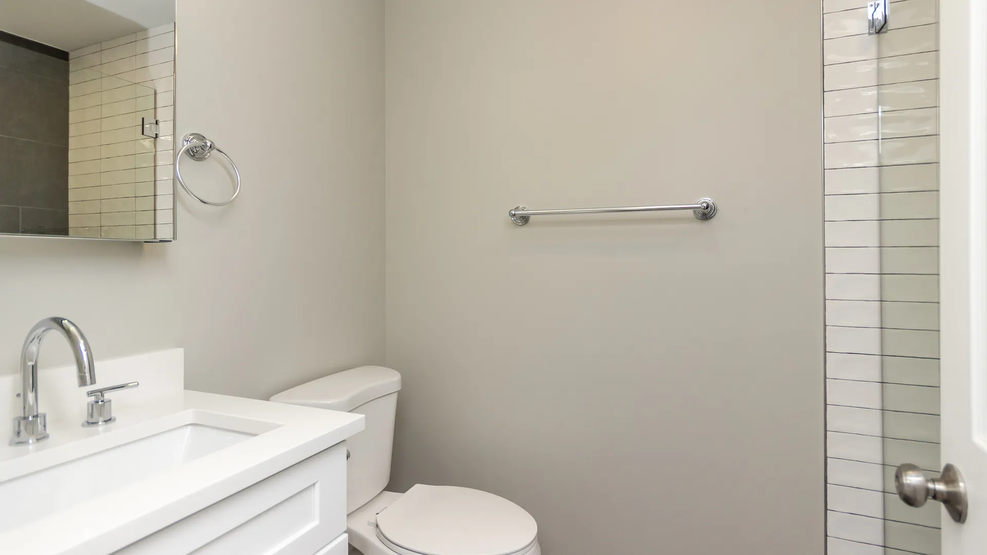 1055 N Wolcott Ave, ,  60622, USA 60622-unit#1F-Chicago-IL