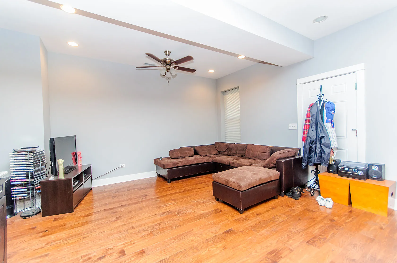 2342 W Augusta Blvd, ,  60622, USA 60622-unit#2R-Chicago-IL
