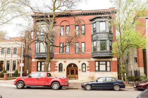 1008 W Altgeld St, ,  60614, USA 60614-unit#1-Chicago-IL