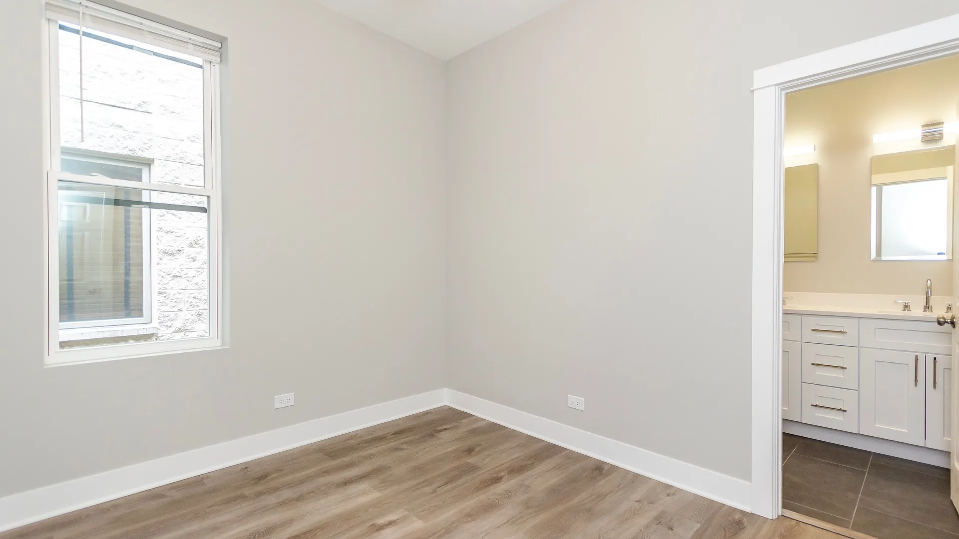 1055 N Wolcott Ave, , 60622, USA 60622-unit#2F-Chicago-IL
