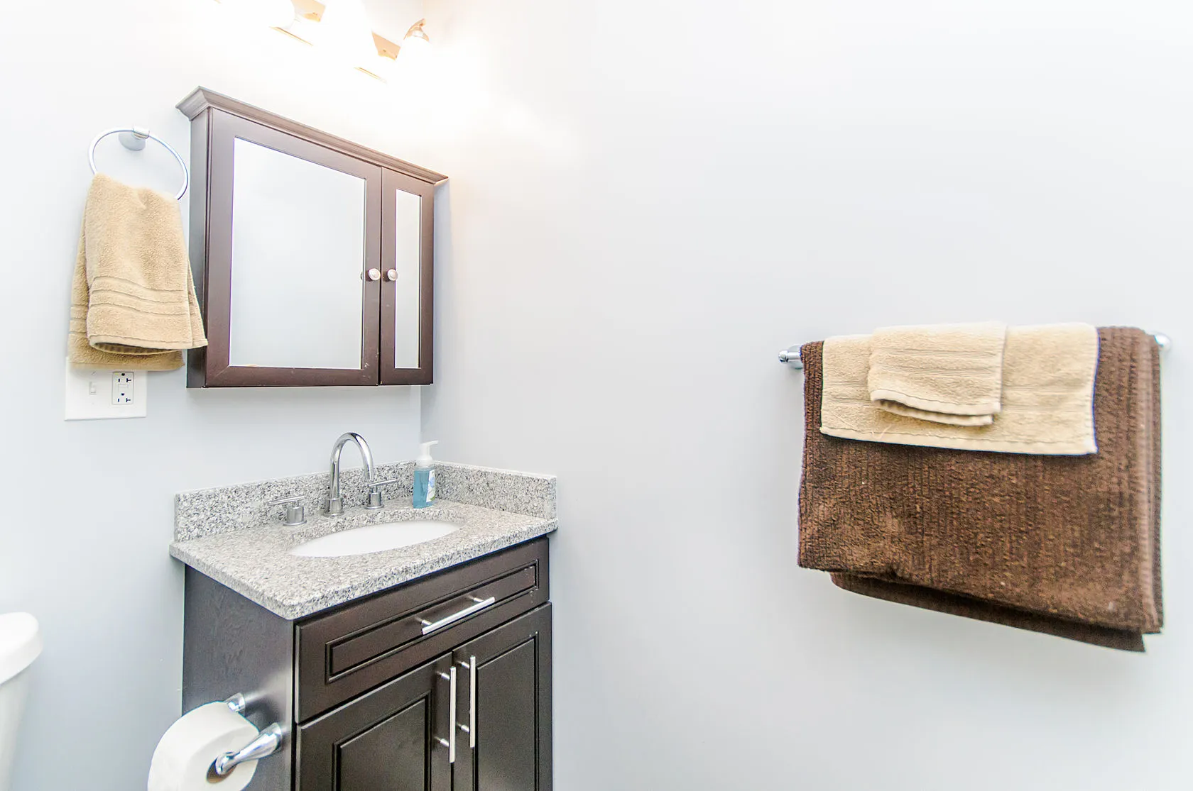 2342 W Augusta Blvd, ,  60622, USA 60622-unit#3F-Chicago-IL