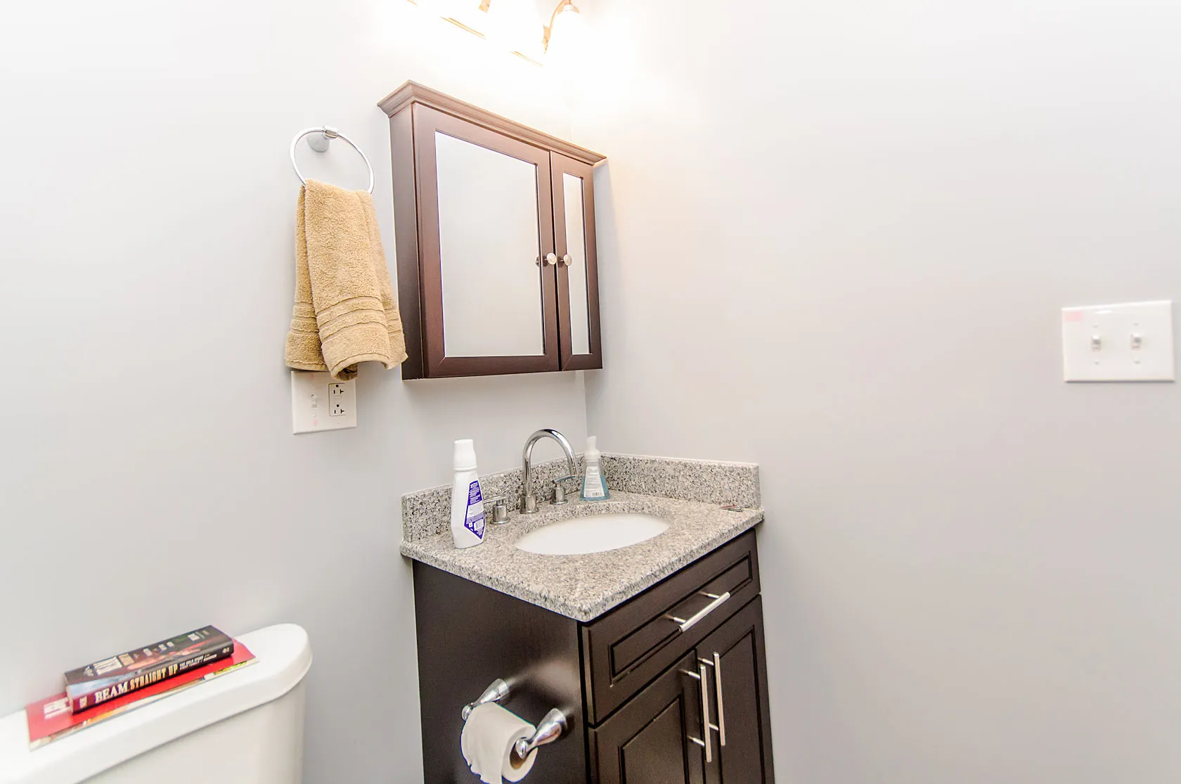 2342 W Augusta Blvd, ,  60622, USA 60622-unit#3F-Chicago-IL