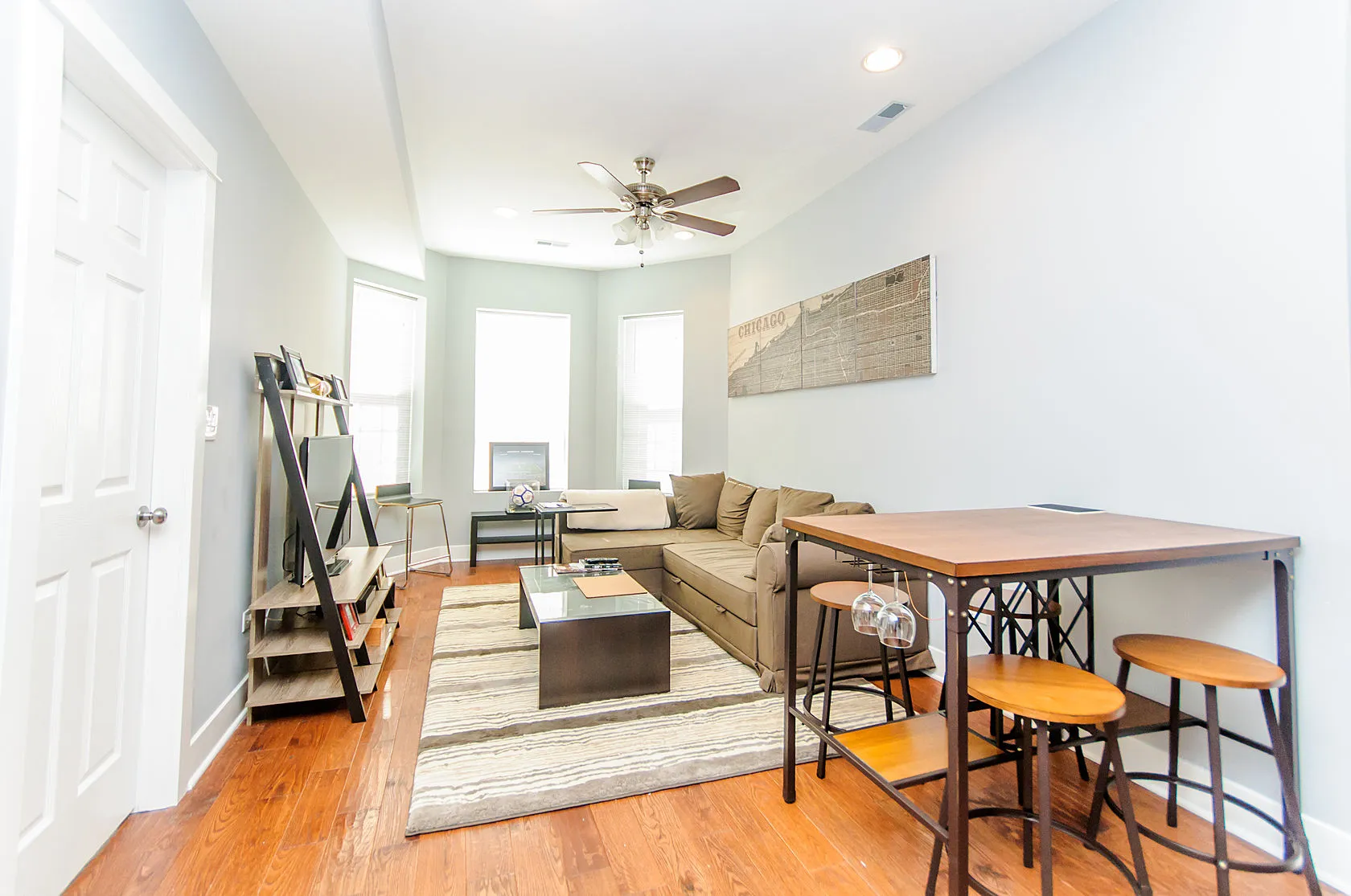 2342 W Augusta Blvd, ,  60622, USA 60622-unit#3F-Chicago-IL