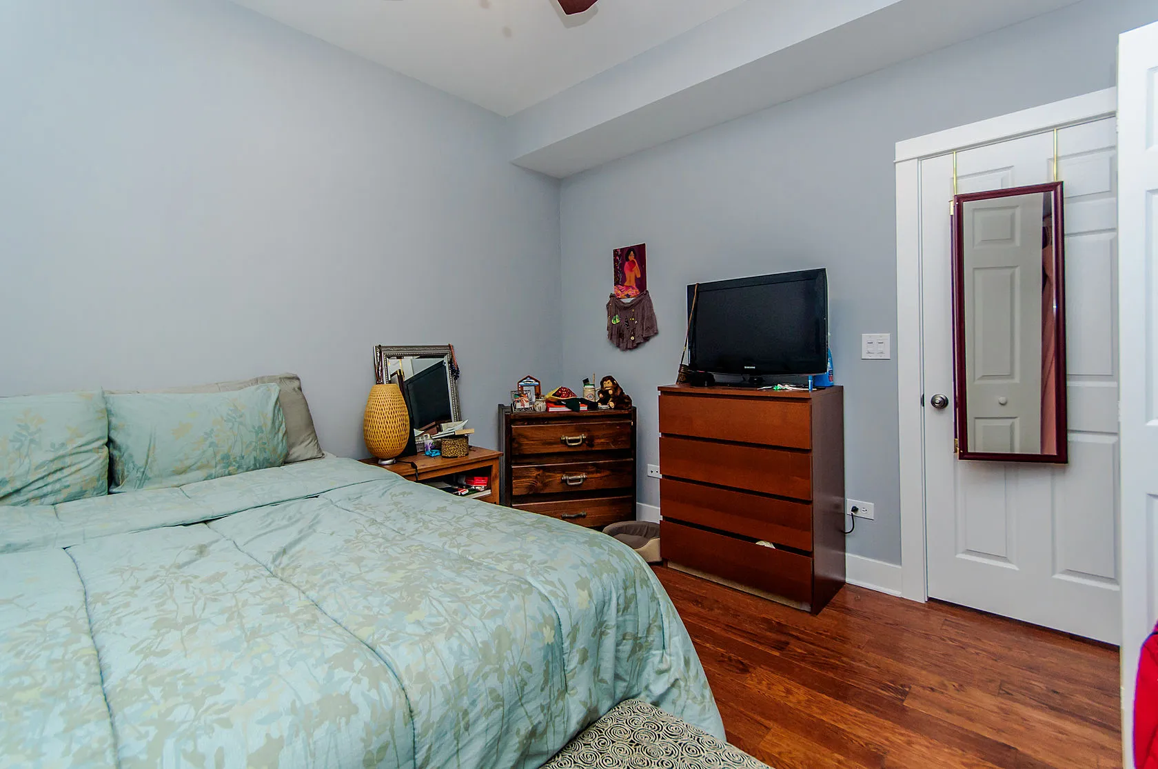 2342 W Augusta Blvd, ,  60622, USA 60622-unit#3F-Chicago-IL