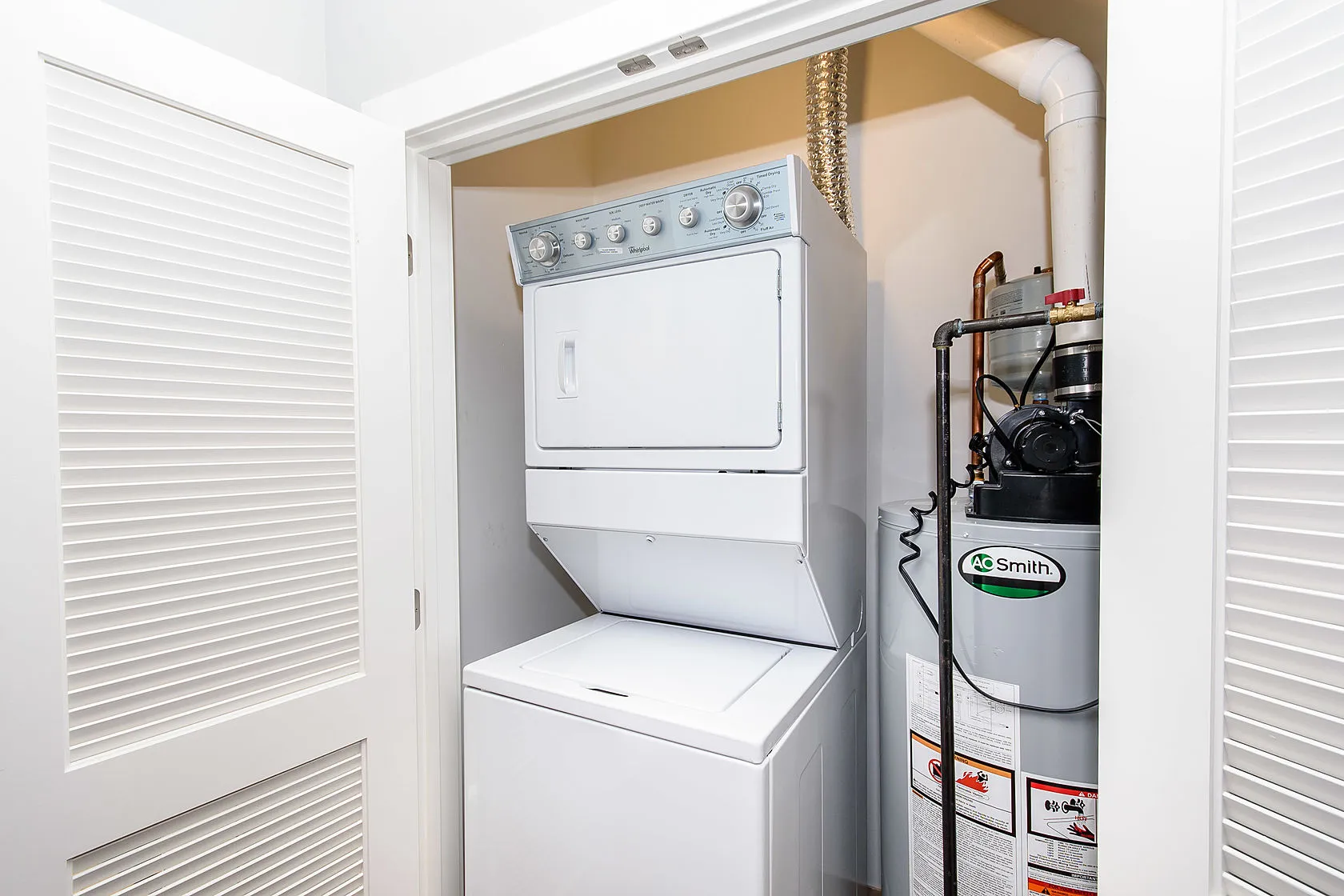 850 W Newport Ave, ,  60657, USA 60657-unit#2R-Chicago-IL