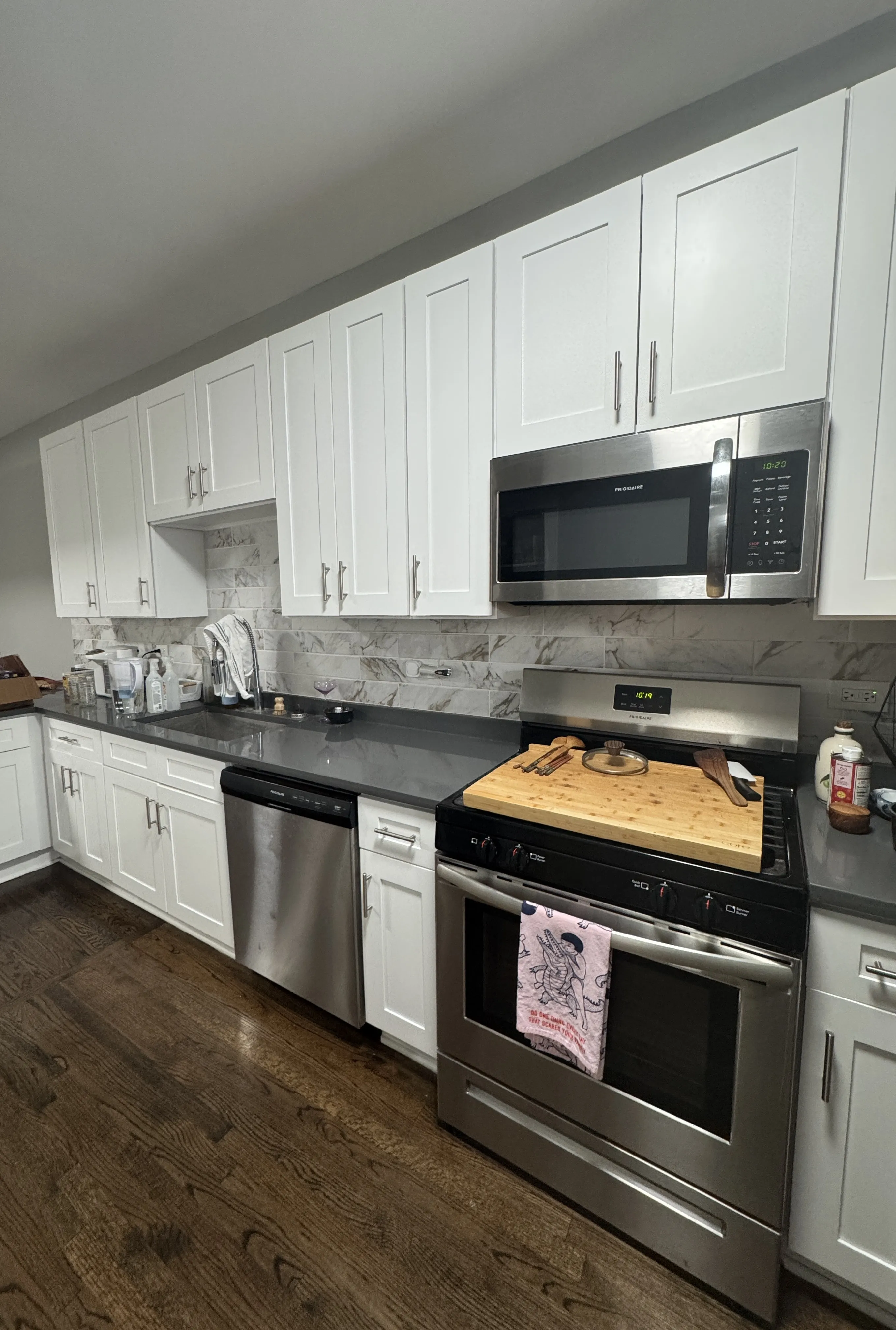 1235 W Granville Ave, ,  60660, USA 60660-unit#2W-Chicago-IL