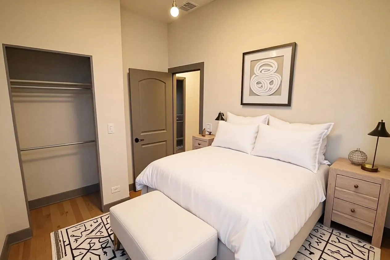 2101 W Evergreen Ave, ,  60622, USA 60622-unit#2-Chicago-IL