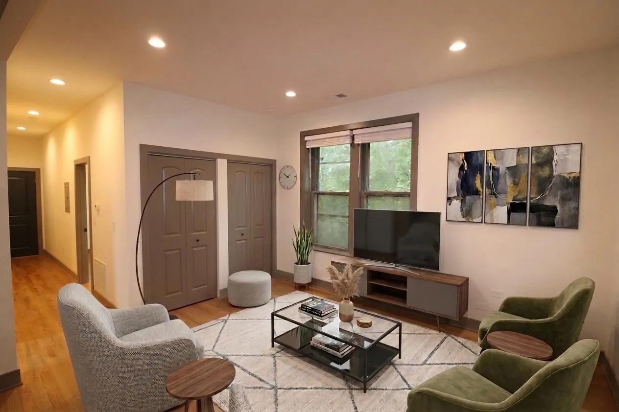 2101 W Evergreen Ave, ,  60622, USA 60622-unit#2-Chicago-IL