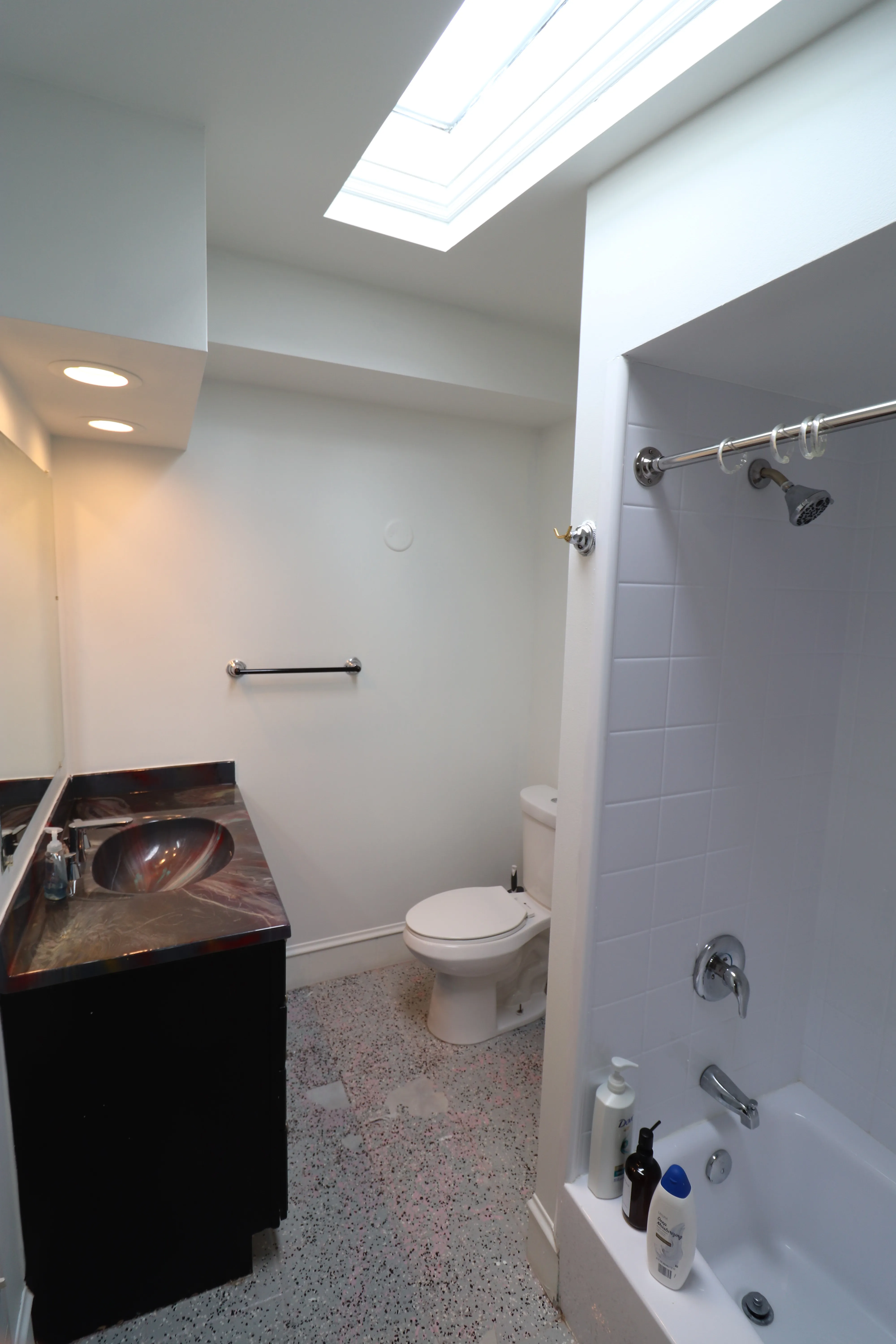 2548 N Southport Ave, , 60614, USA 60614-unit#2F-Chicago-IL