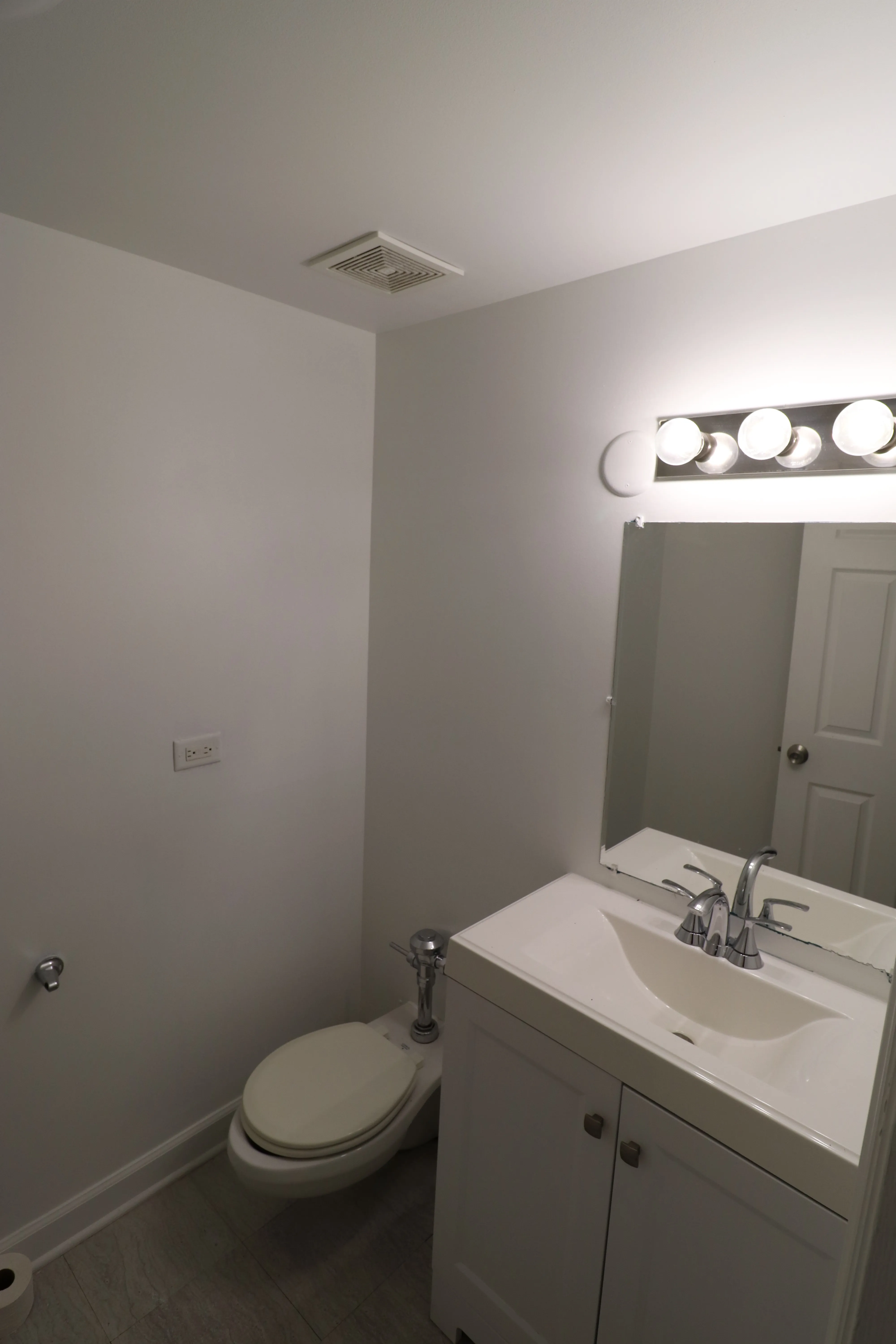 2548 N Southport Ave, ,  60614, USA 60614-unit#2F-Chicago-IL