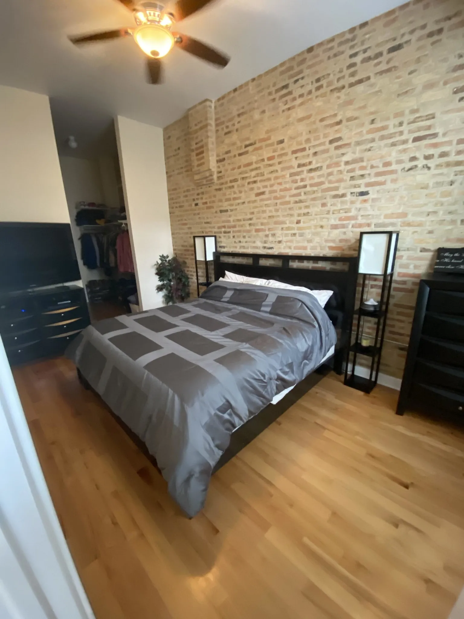 683 N Milwaukee Ave, ,  60642, USA 60642-unit#305-Chicago-IL