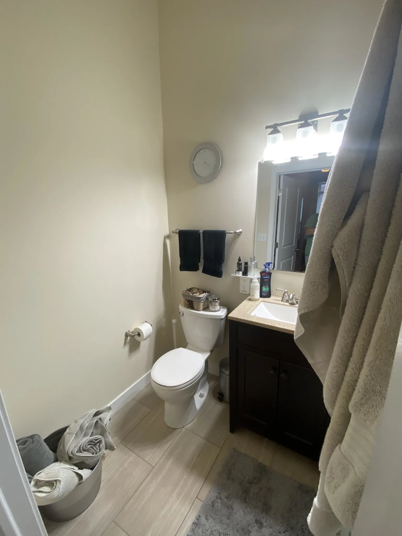 683 N Milwaukee Ave, ,  60642, USA 60642-unit#305-Chicago-IL