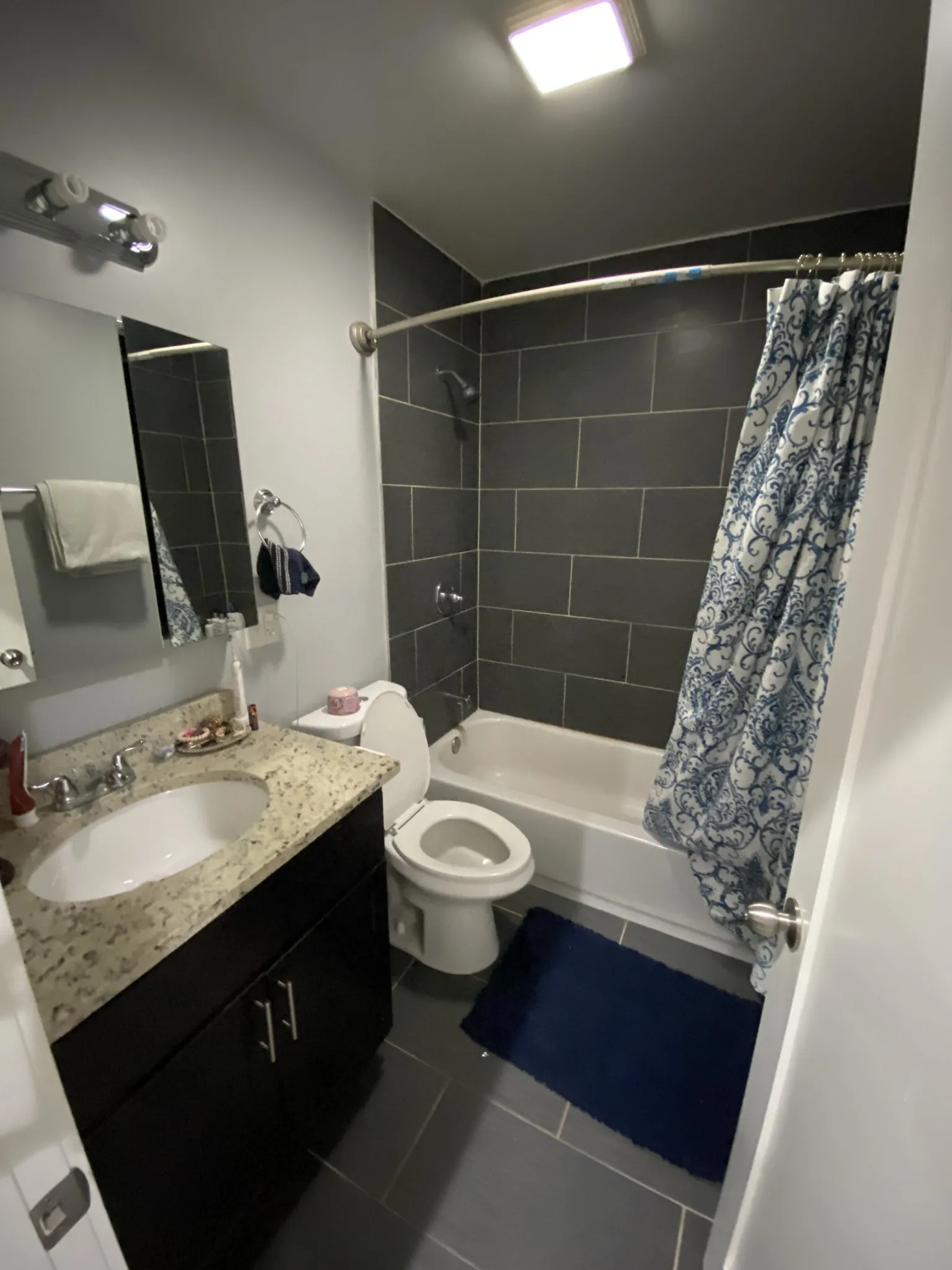 2225 W Rice St, ,  60622, USA 60622-unit#1F-Chicago-IL