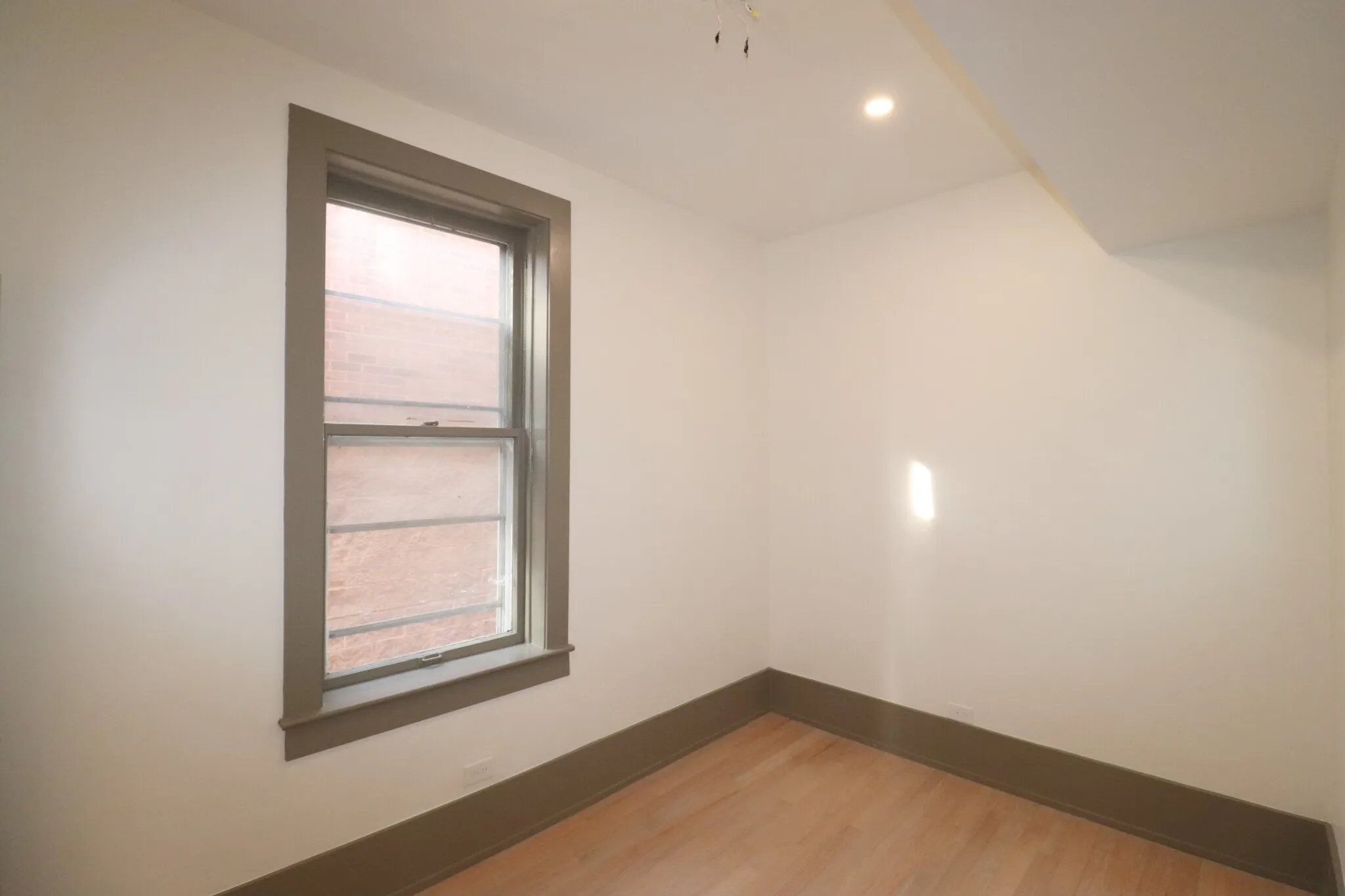 2101 W Evergreen Ave, ,  60622, USA 60622-unit#2R-Chicago-IL