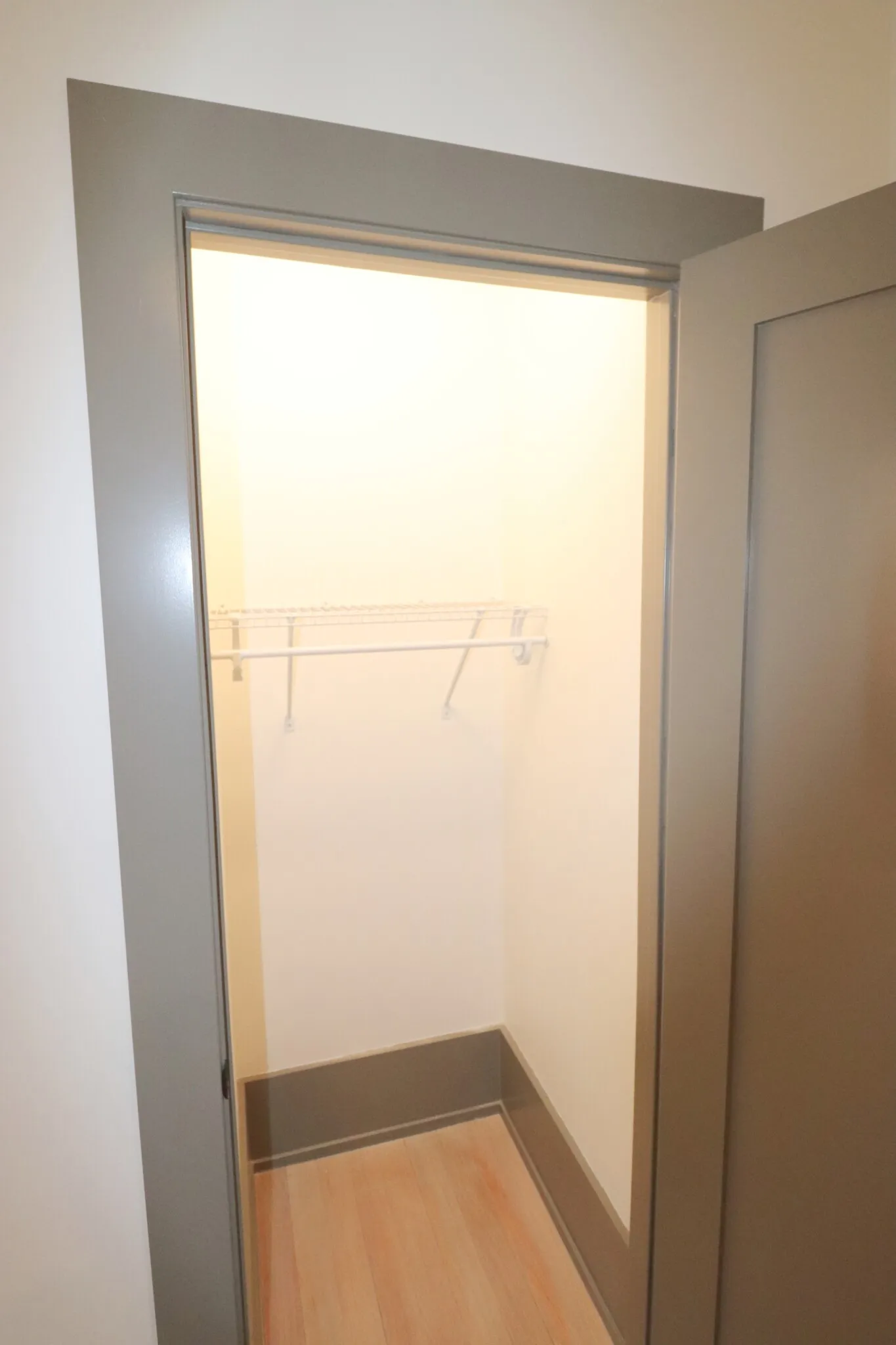 2101 W Evergreen Ave, ,  60622, USA 60622-unit#2R-Chicago-IL