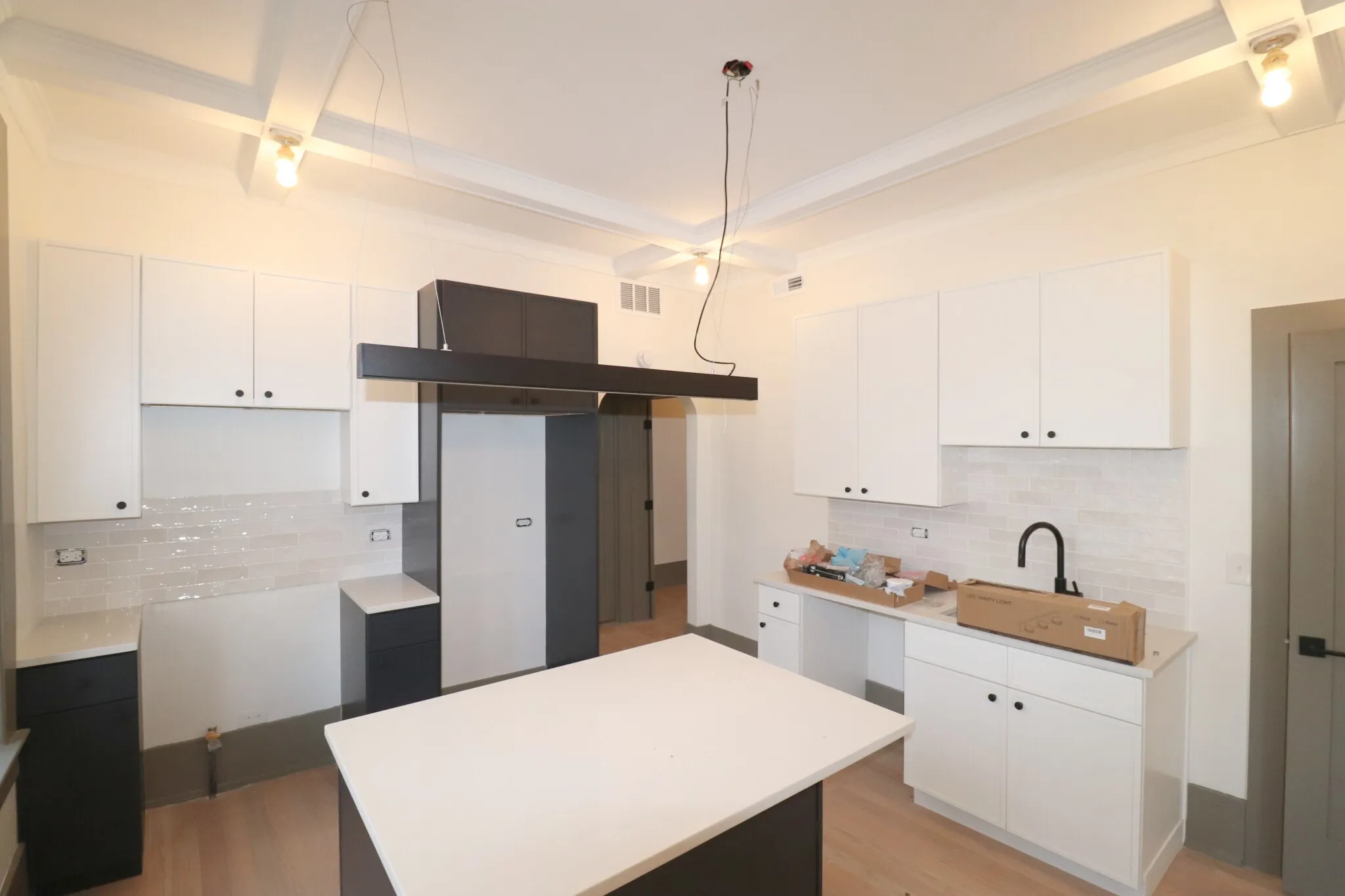 2101 W Evergreen Ave, ,  60622, USA 60622-unit#2R-Chicago-IL