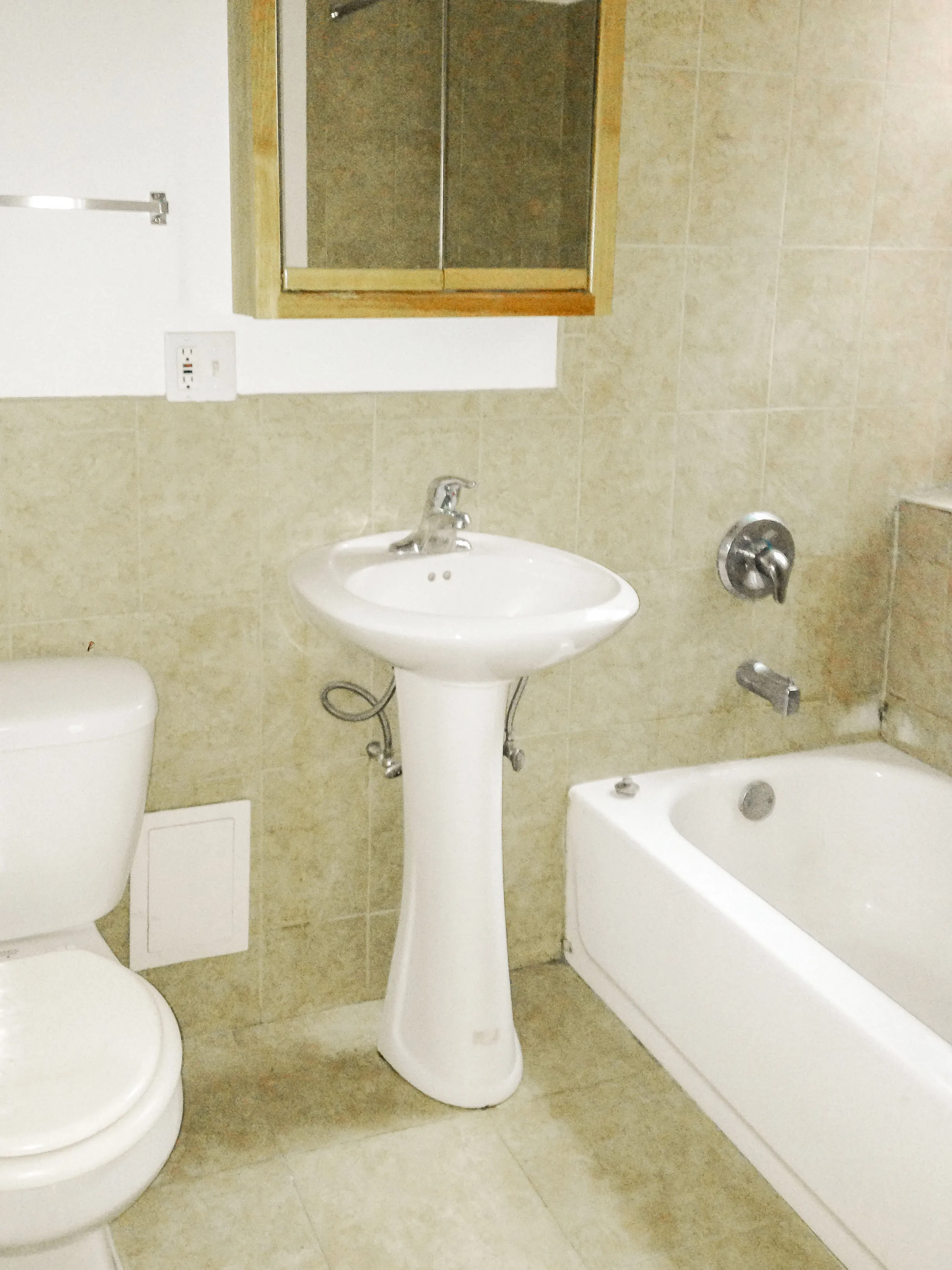 2000 W Foster Ave, ,  60625, USA 60640-unit#2008-2-Chicago-IL