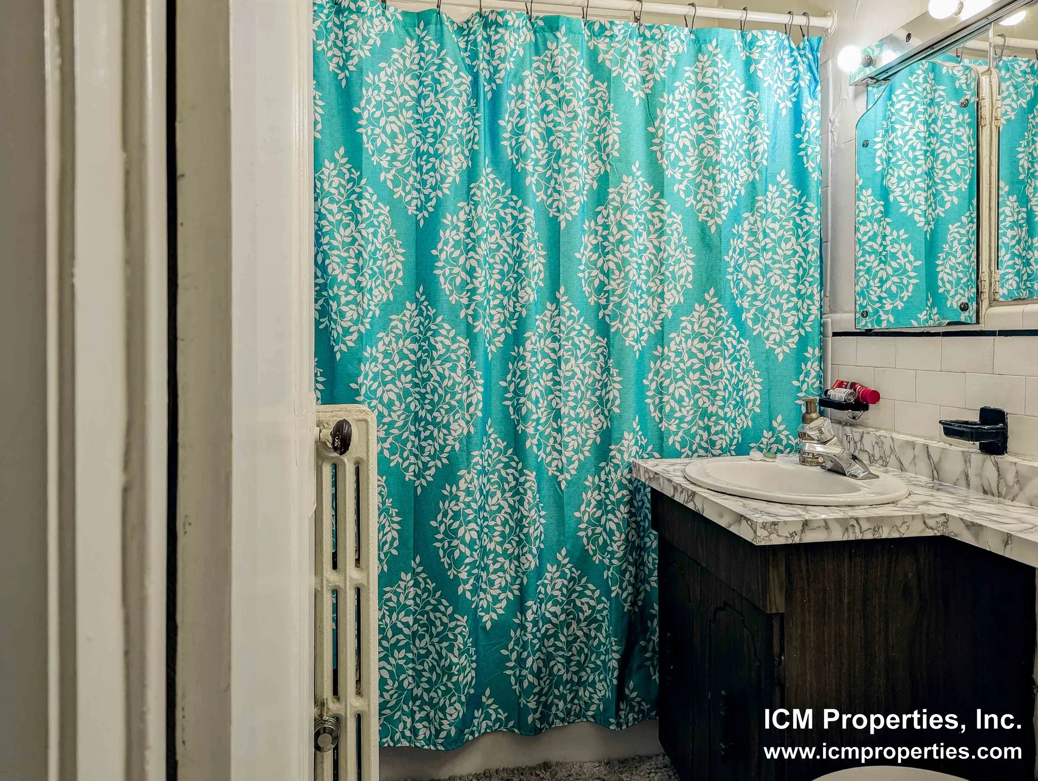 3300 N Claremont Ave, ,  60618, USA 60618-unit#2334S-2-Chicago-IL