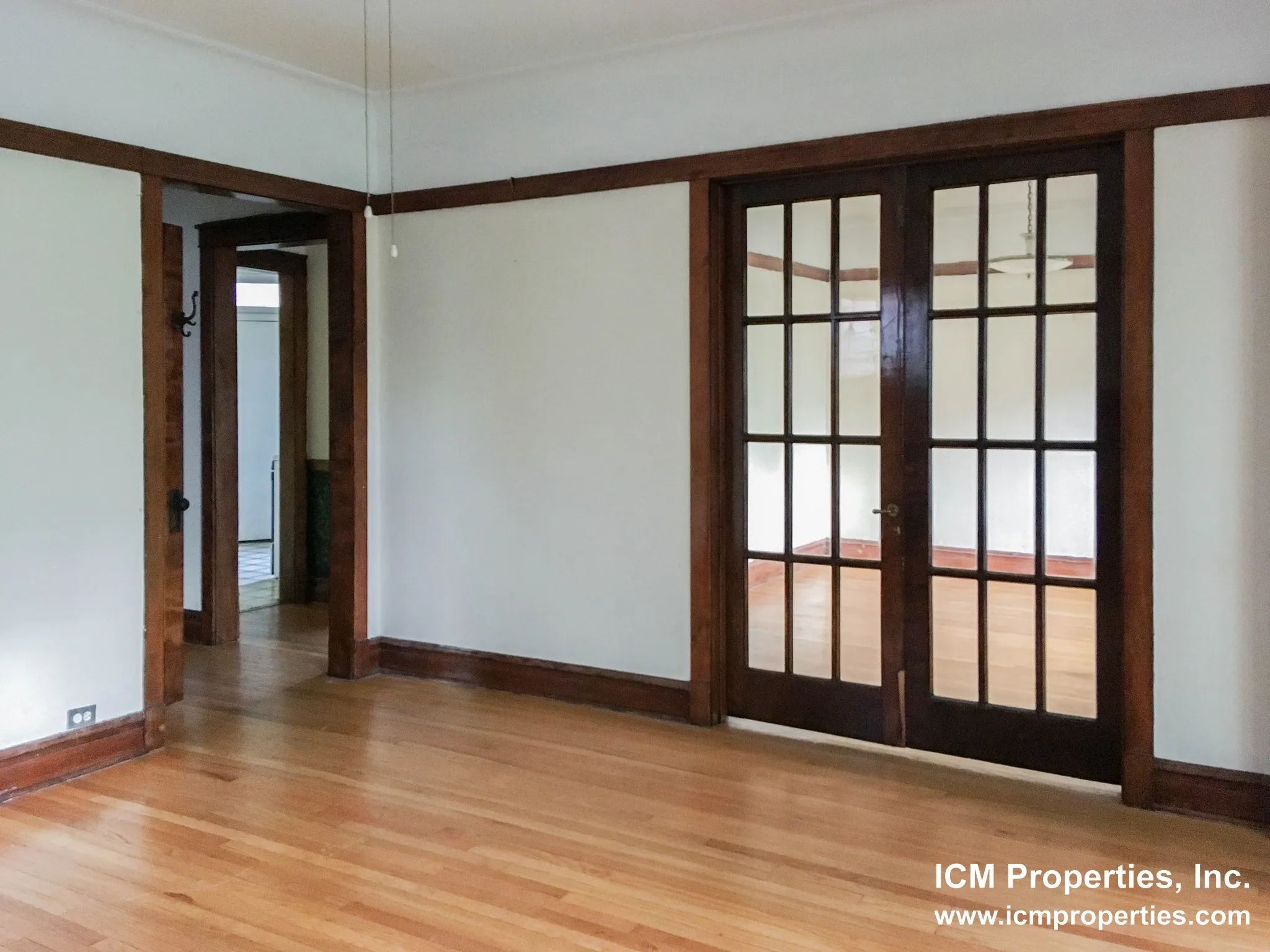 3817 N Lawndale Ave, ,  60618, USA 60618-unit#3817-2W-Chicago-IL