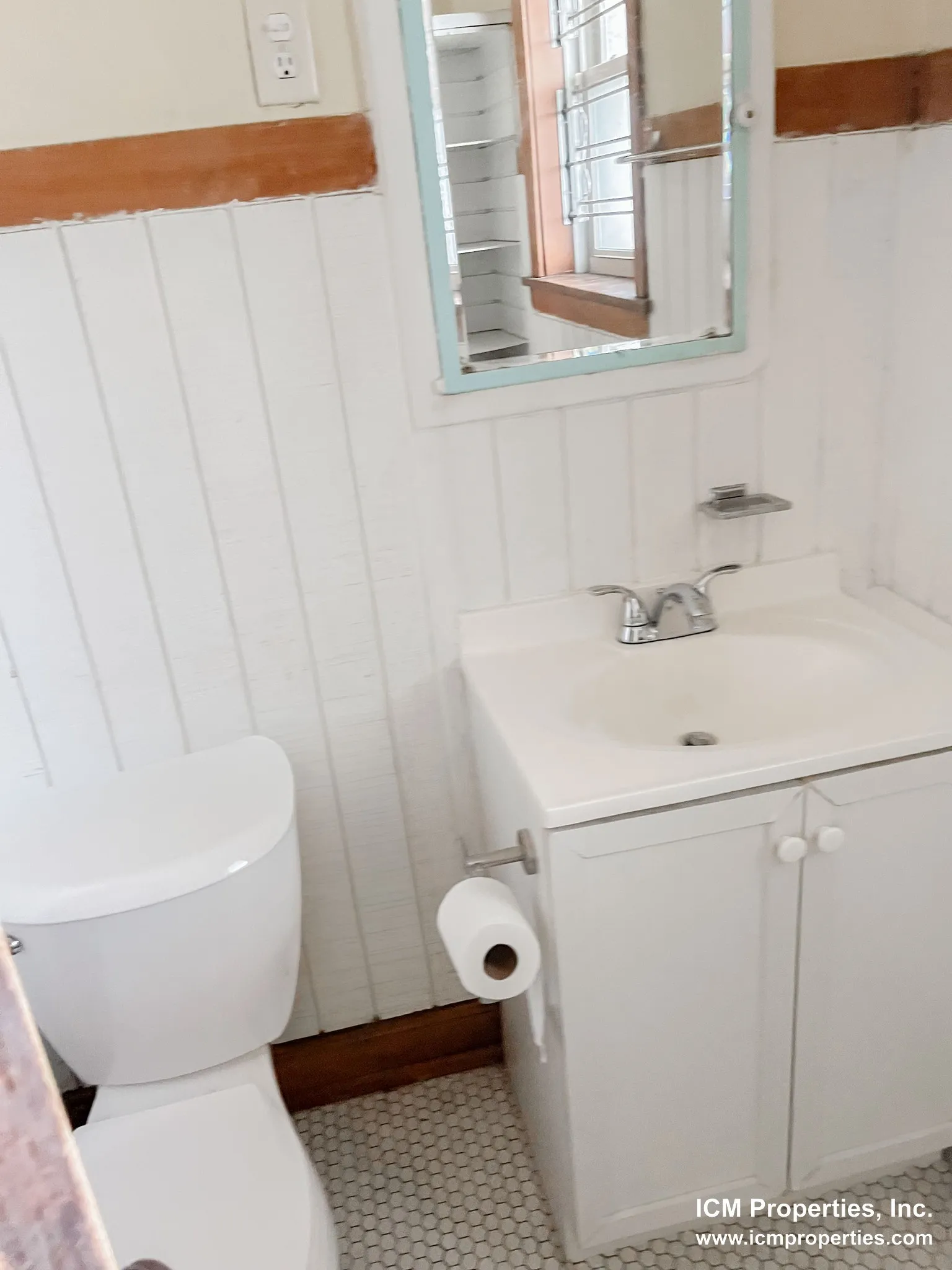 3817 N Lawndale Ave, ,  60618, USA 60618-unit#3817-3E-Chicago-IL