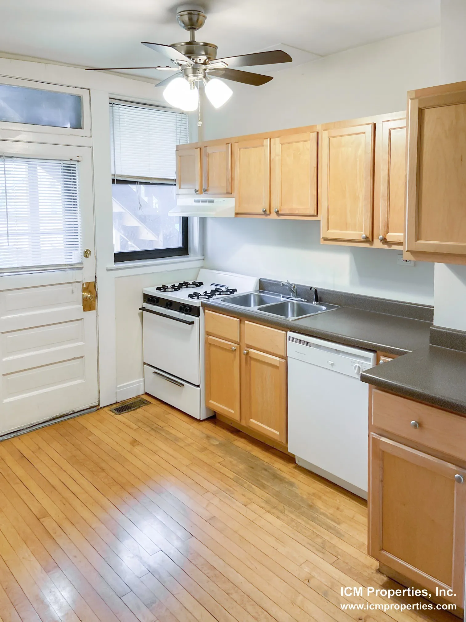 1941 W Winnemac Ave, ,  60640, USA 60640-unit#1953-1-Chicago-IL