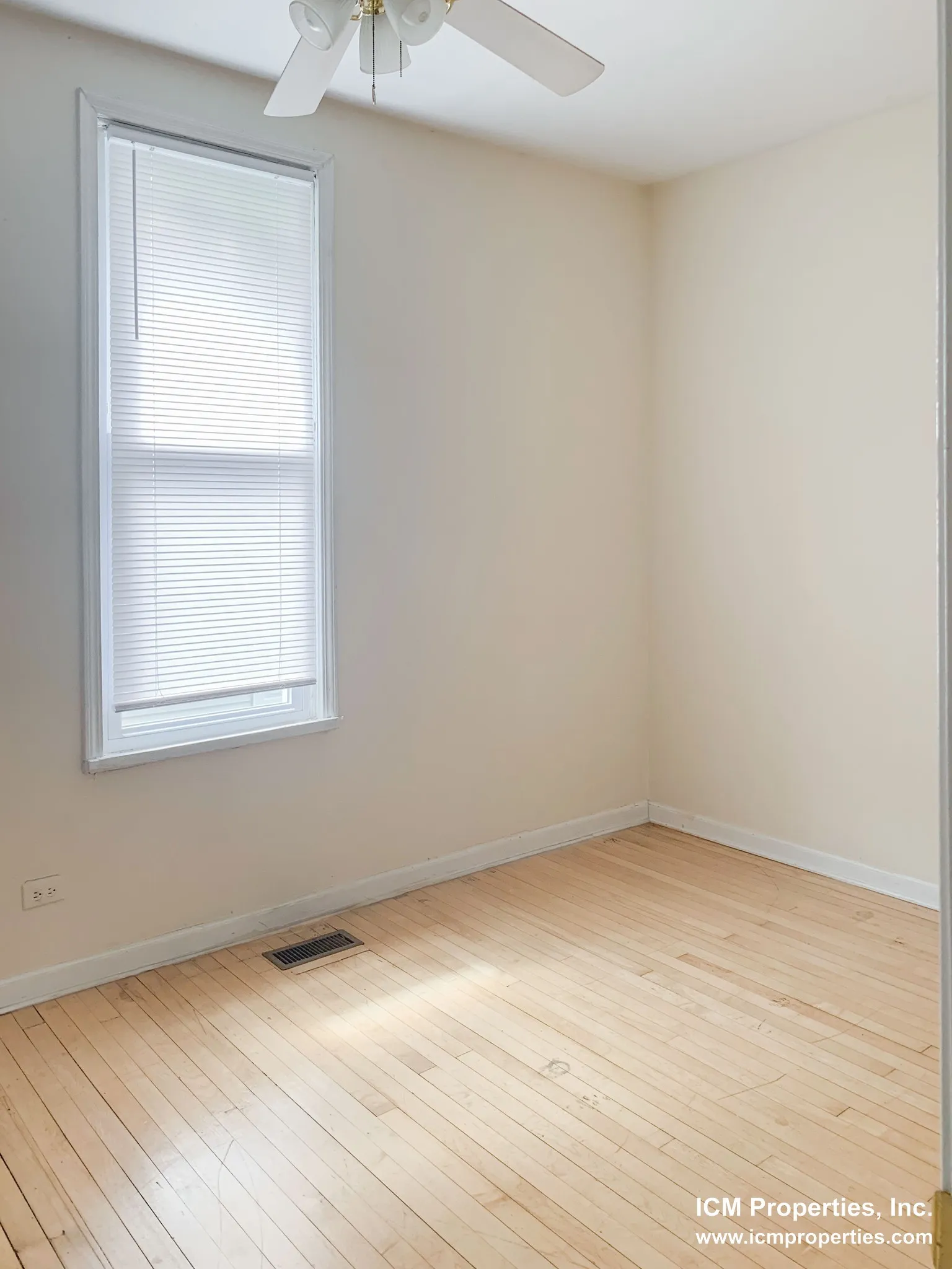 3250 N Lakewood Ave, ,  60657, USA 60657-unit#3250-CH1-Chicago-IL