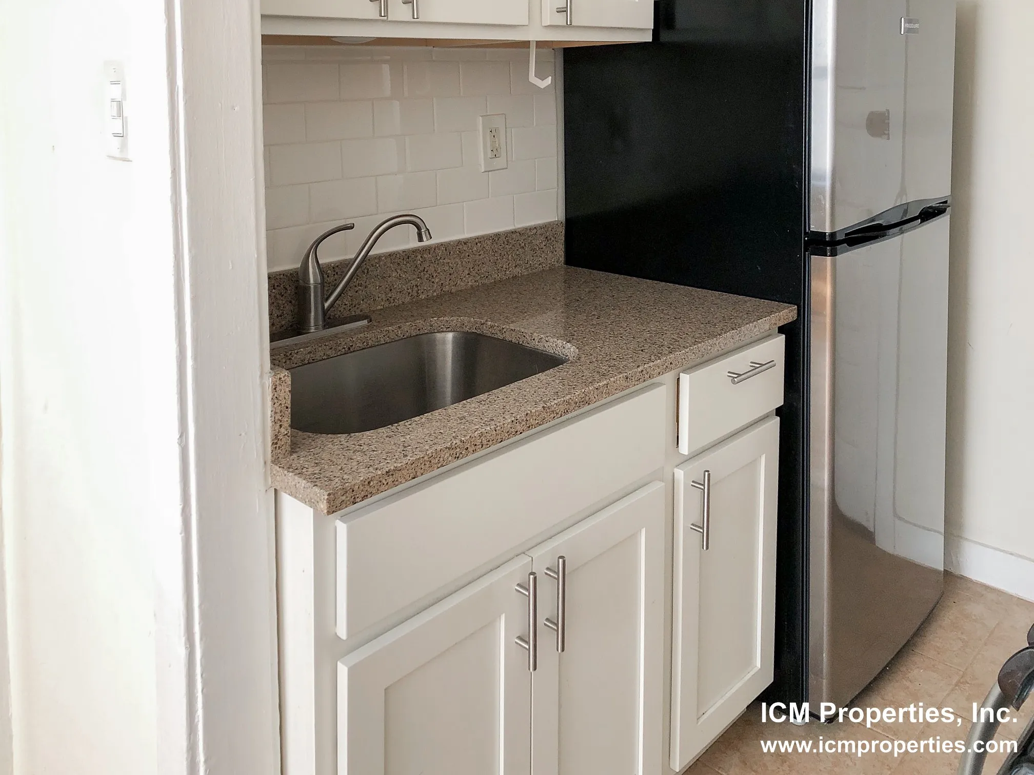 512 W Cornelia Ave, ,  60657, USA 60657-unit#516-207-Chicago-IL