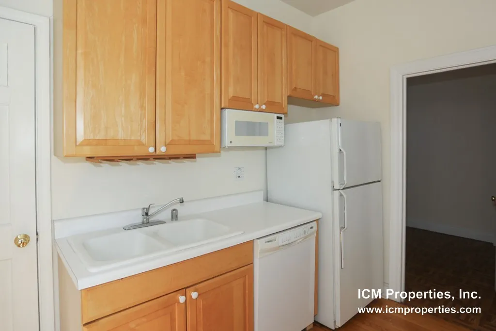 3846 N Southport Ave, , 60613, USA 60613-unit#3846-3-Chicago-IL