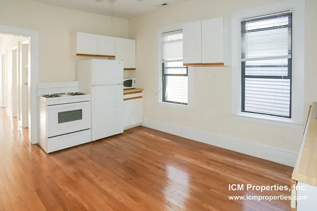 2254 N Southport Ave, , 60614, USA 60614-unit#2254-2-Chicago-IL
