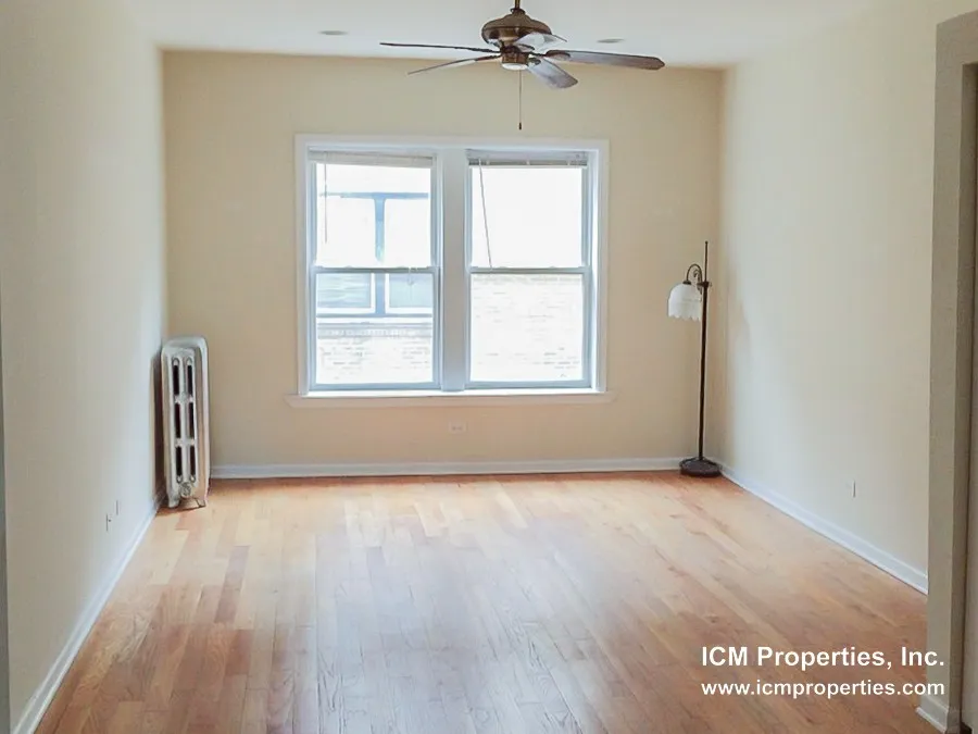 3912 N Pine Grove Ave, , 60613, USA 60613-unit#3924-2E-Chicago-IL