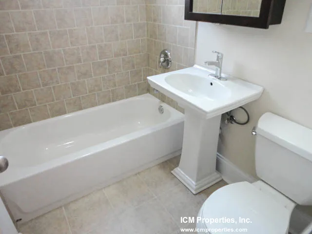 428 W Surf St, ,  60657, USA 60657-unit#432-103-Chicago-IL