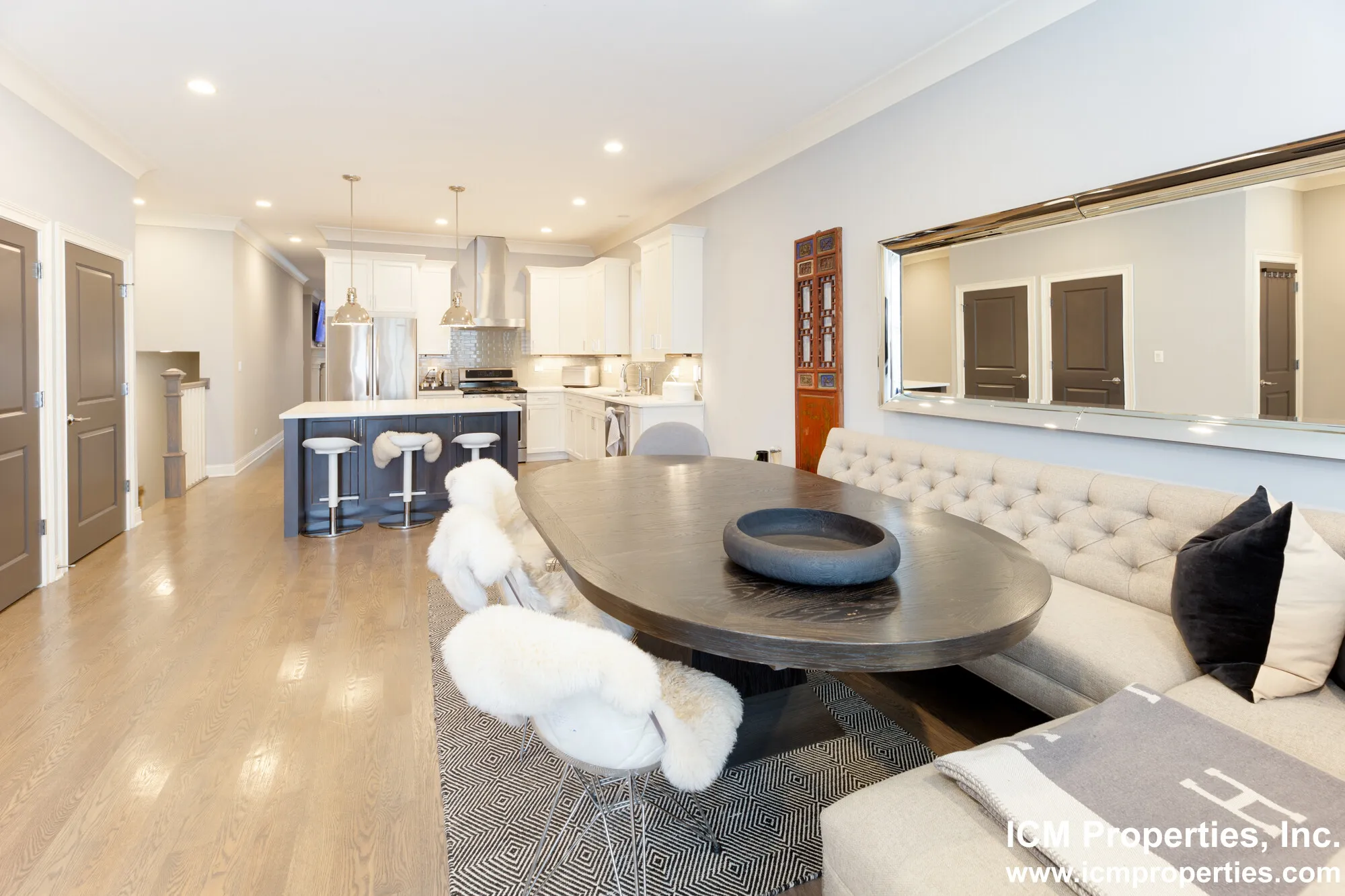 1241 W Oakdale Ave, , 60657, USA 60657-unit#1241-1E NC15-Chicago-IL